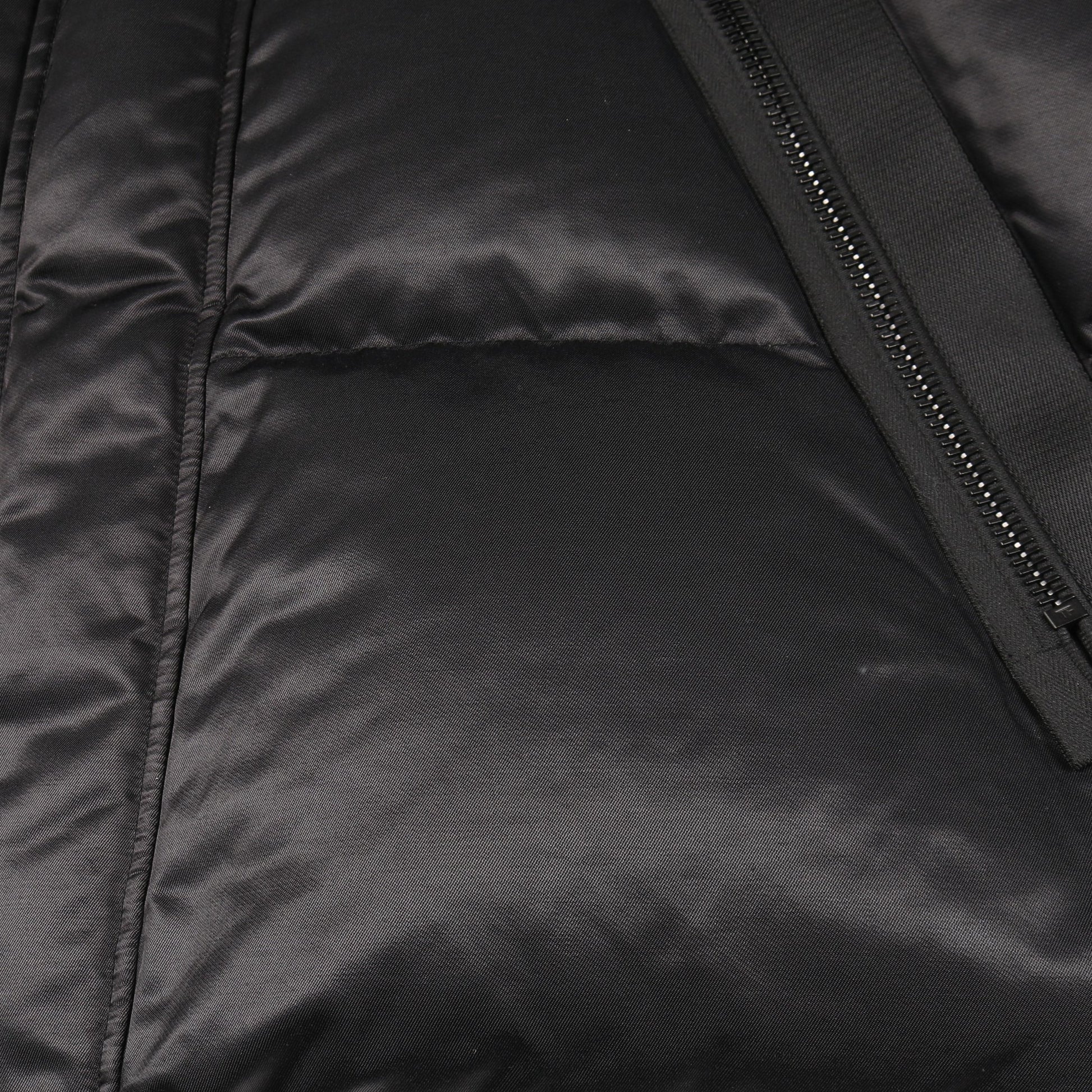 ダウンジャケット コットン ブラック トムフォード アウター TOM FORD