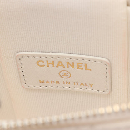 マトラッセ フォンホルダー チェーンショルダーバッグ キャビアスキン ホワイト ゴールド金具 シャネル バッグ CHANEL