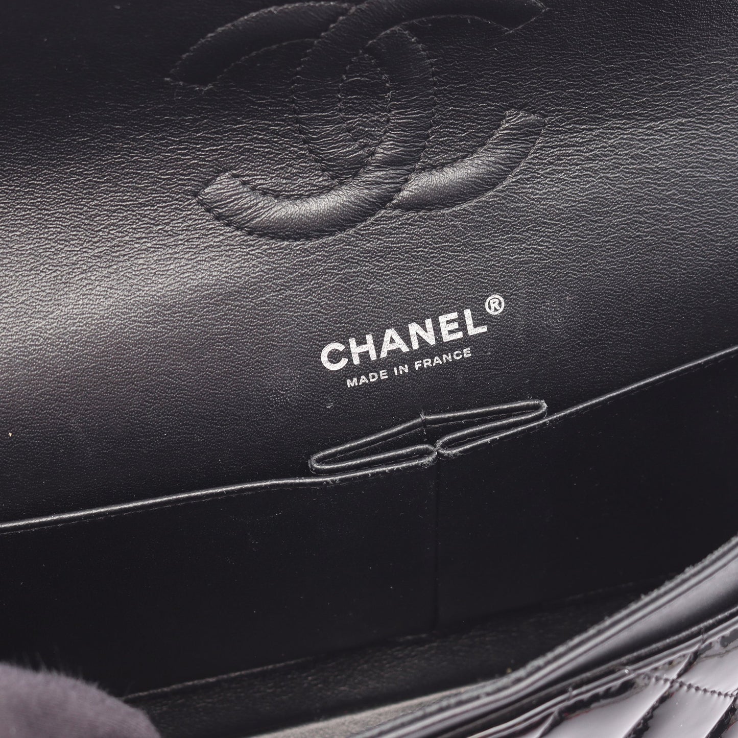 マトラッセ Wフラップ Wチェーンショルダーバッグ エナメルレザー ブラック シルバー金具 シャネル バッグ CHANEL