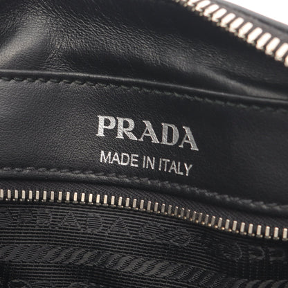 ショルダーバッグ バナナ レザー ブラック ホワイト ピンクパープル トライアングルロゴ プラダ バッグ PRADA