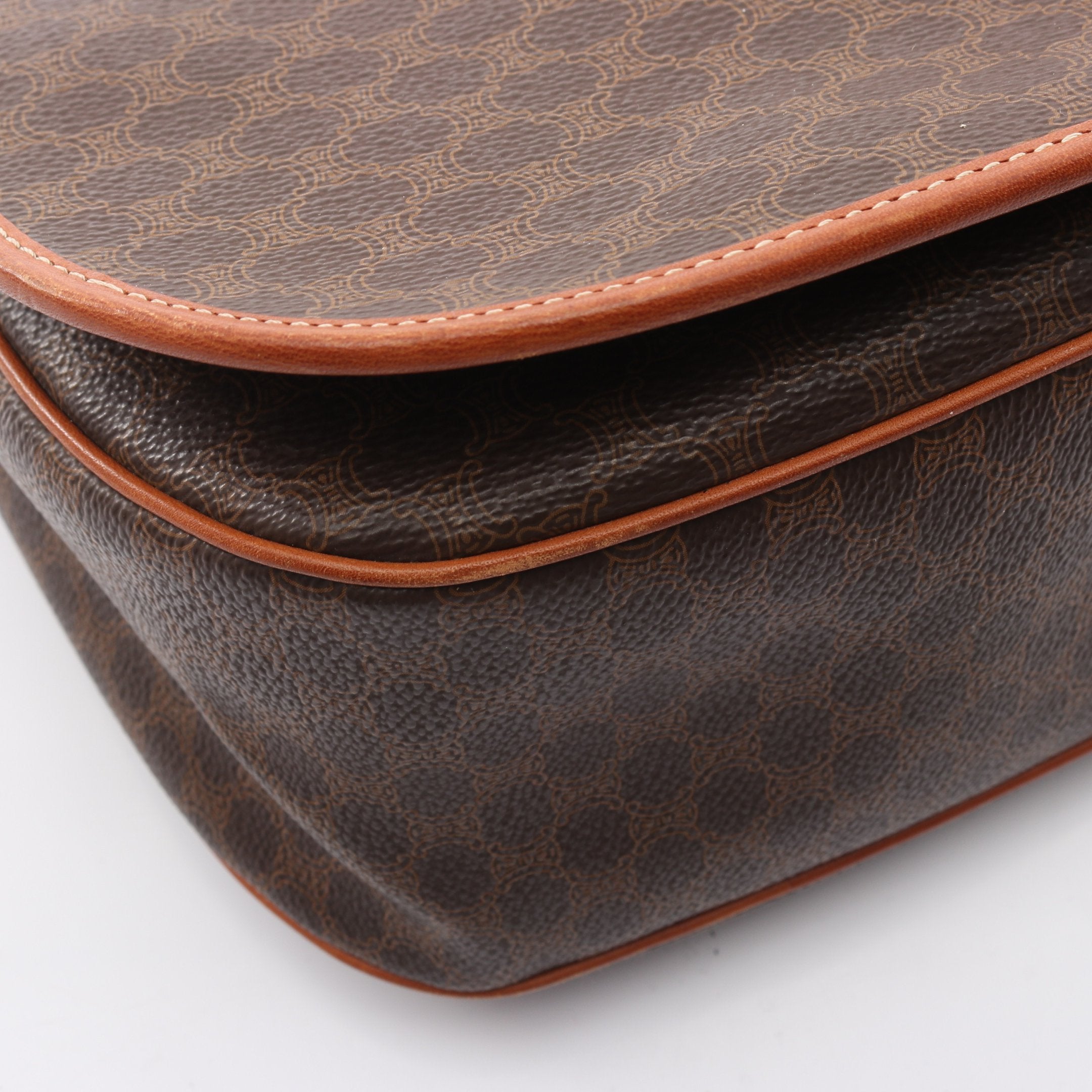 マカダム ショルダーバッグ PVC レザー ダークブラウン ブラウン