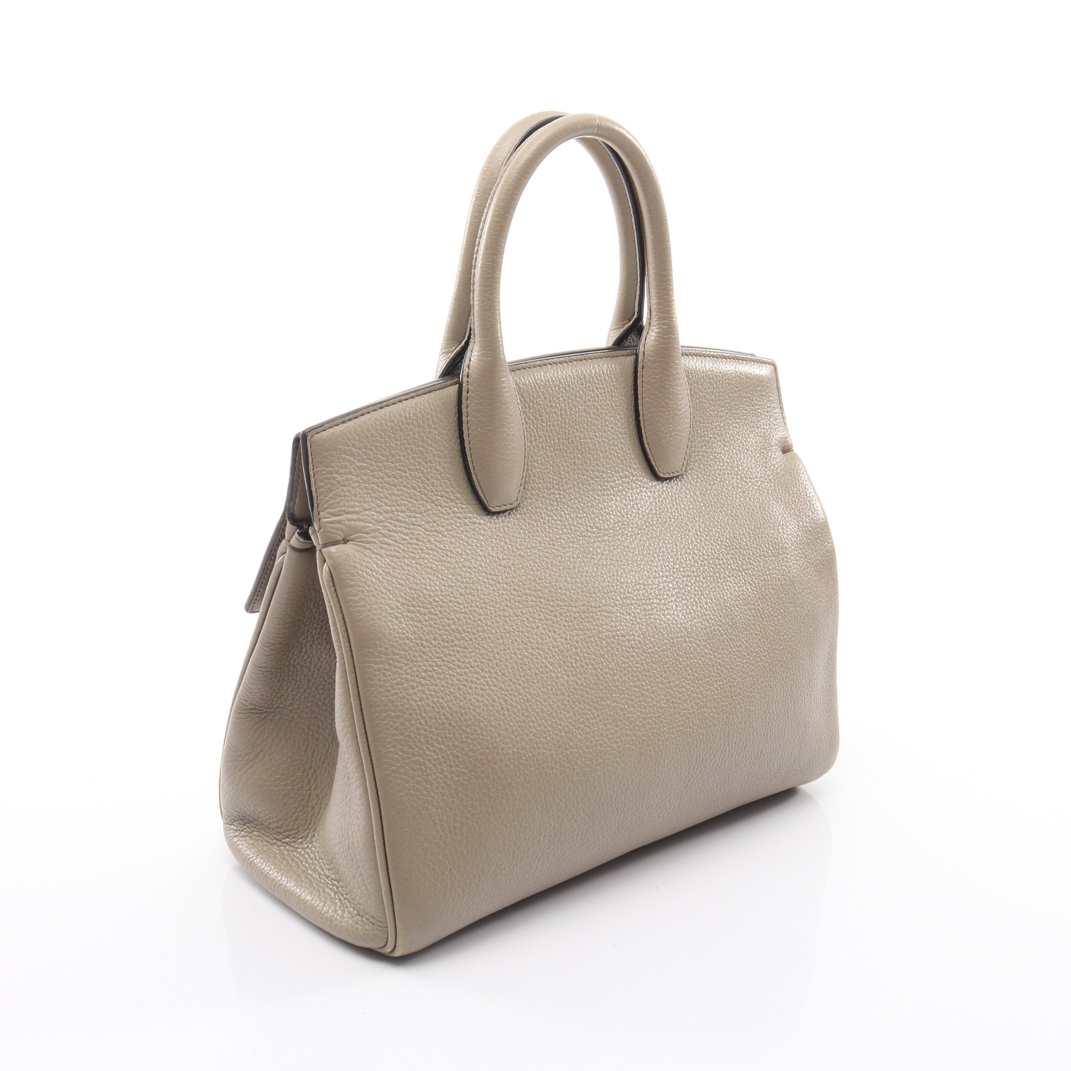 サルヴァトーレフェラガモ　ダブルガンチーニ　ハンドバッグ　パールベージュ 中古・古着通販】Salvatore Ferragamo (サルヴァトーレ フェラガモ