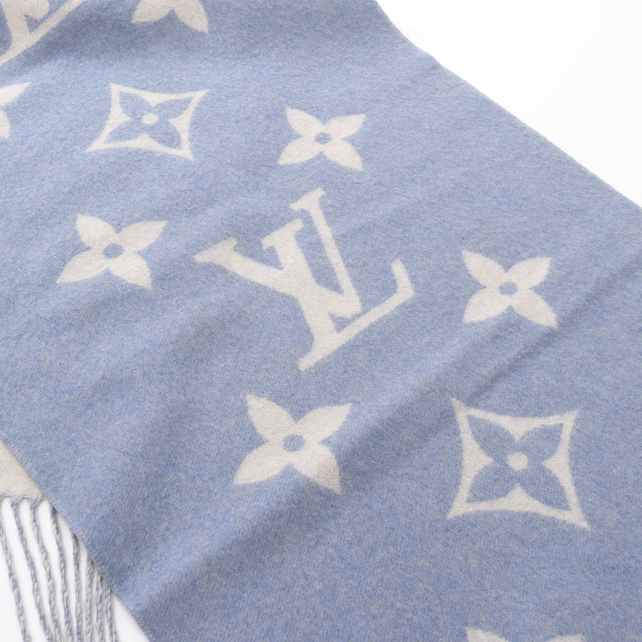 エシャルプ レイキャビック スタッディ マフラー カシミヤ ライト