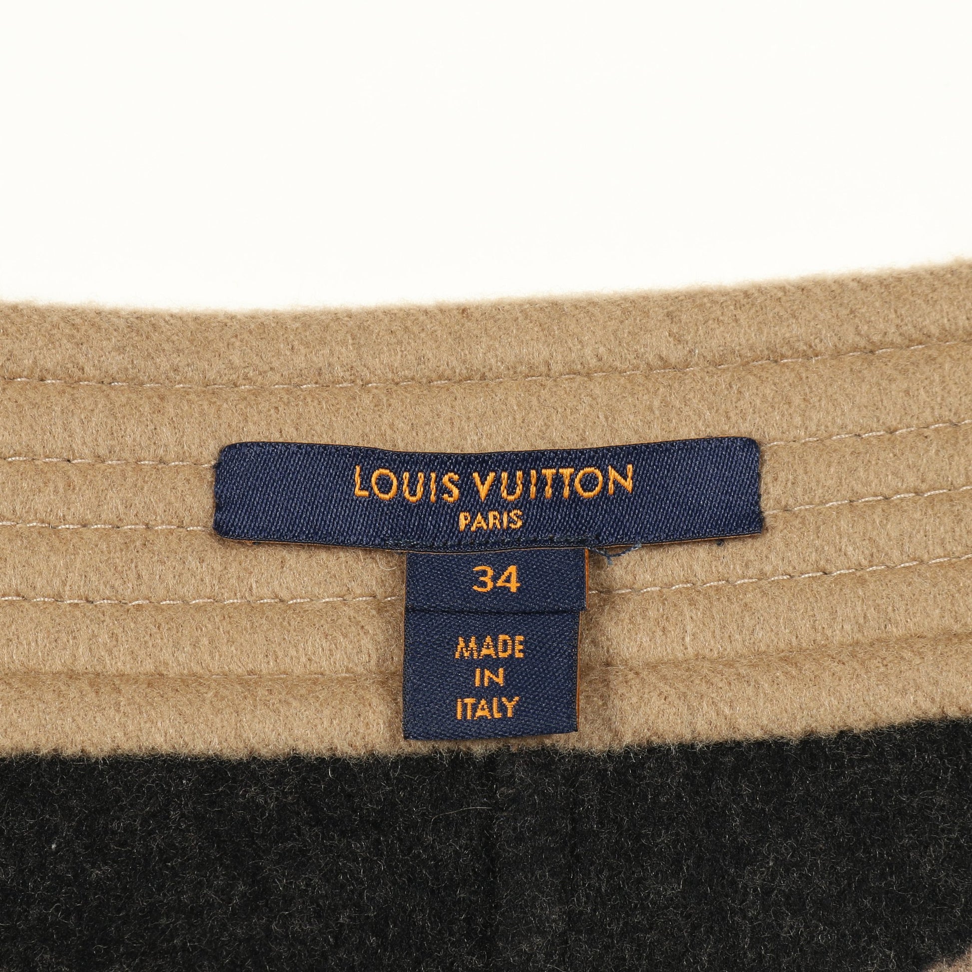 ラップスカート ウール シルク ベージュ 裏地モノグラム ルイヴィトン ボトムス LOUIS VUITTON