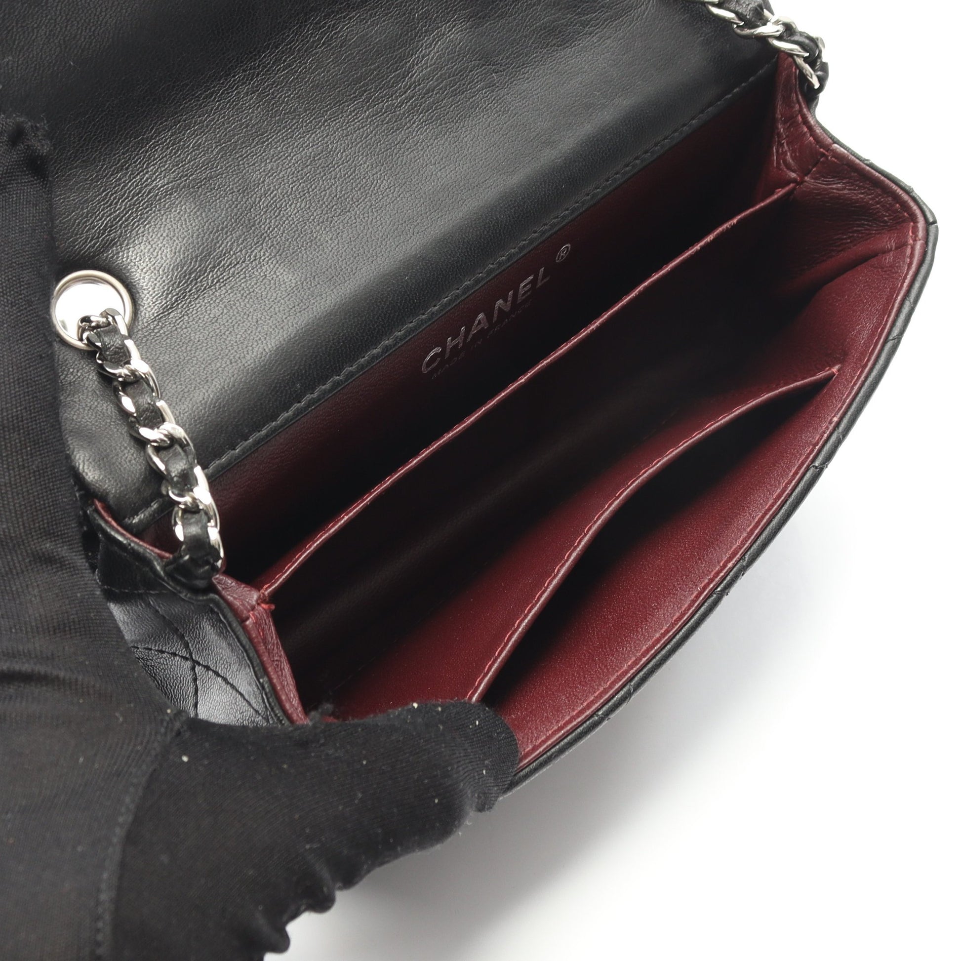 エクストラ ミニ マトラッセ チェーンショルダーバッグ ラムスキン ブラック シルバー金具 シャネル バッグ CHANEL