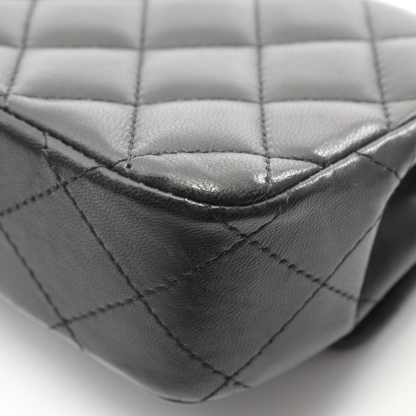 エクストラ ミニ マトラッセ チェーンショルダーバッグ ラムスキン ブラック シルバー金具 シャネル バッグ CHANEL