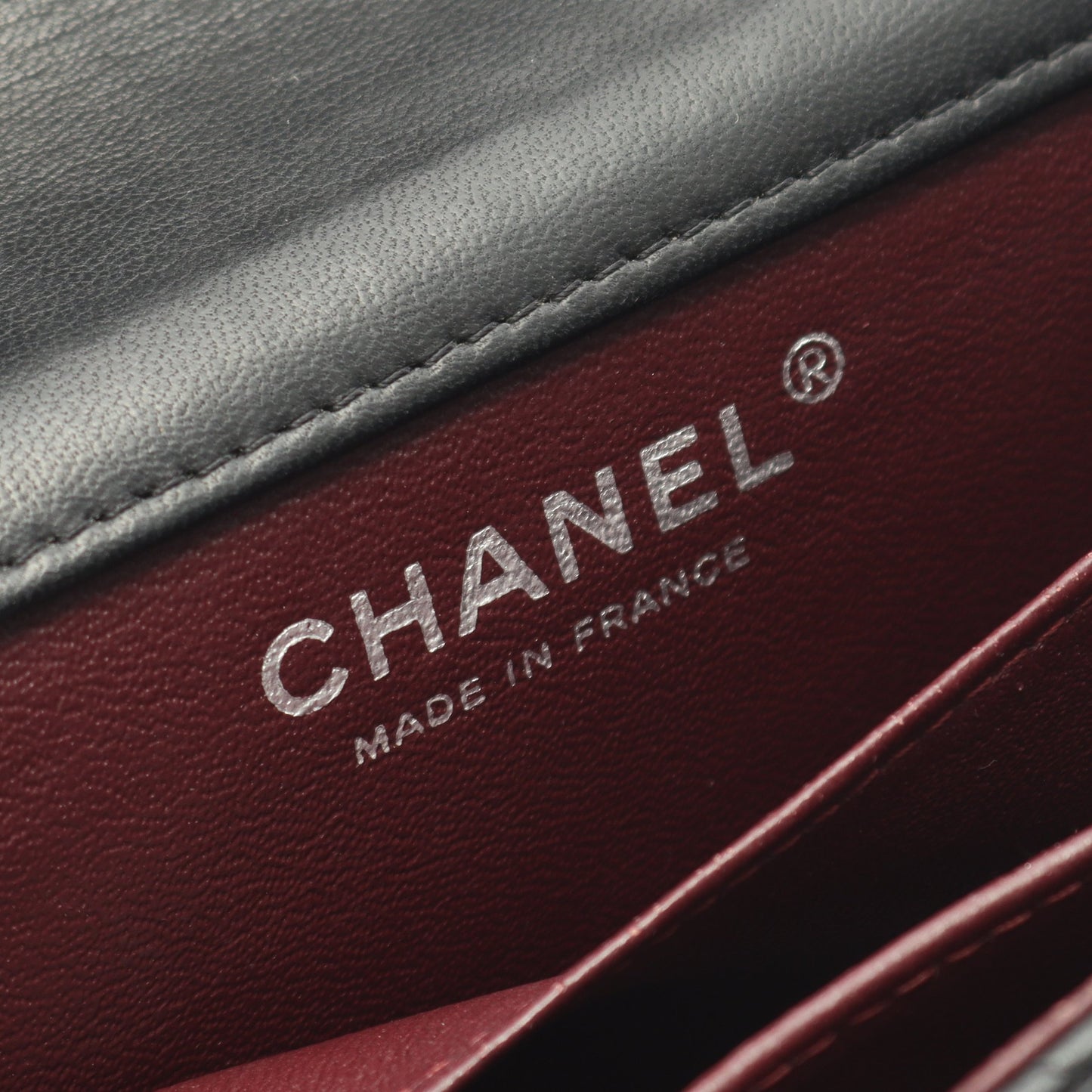 エクストラ ミニ マトラッセ チェーンショルダーバッグ ラムスキン ブラック シルバー金具 シャネル バッグ CHANEL