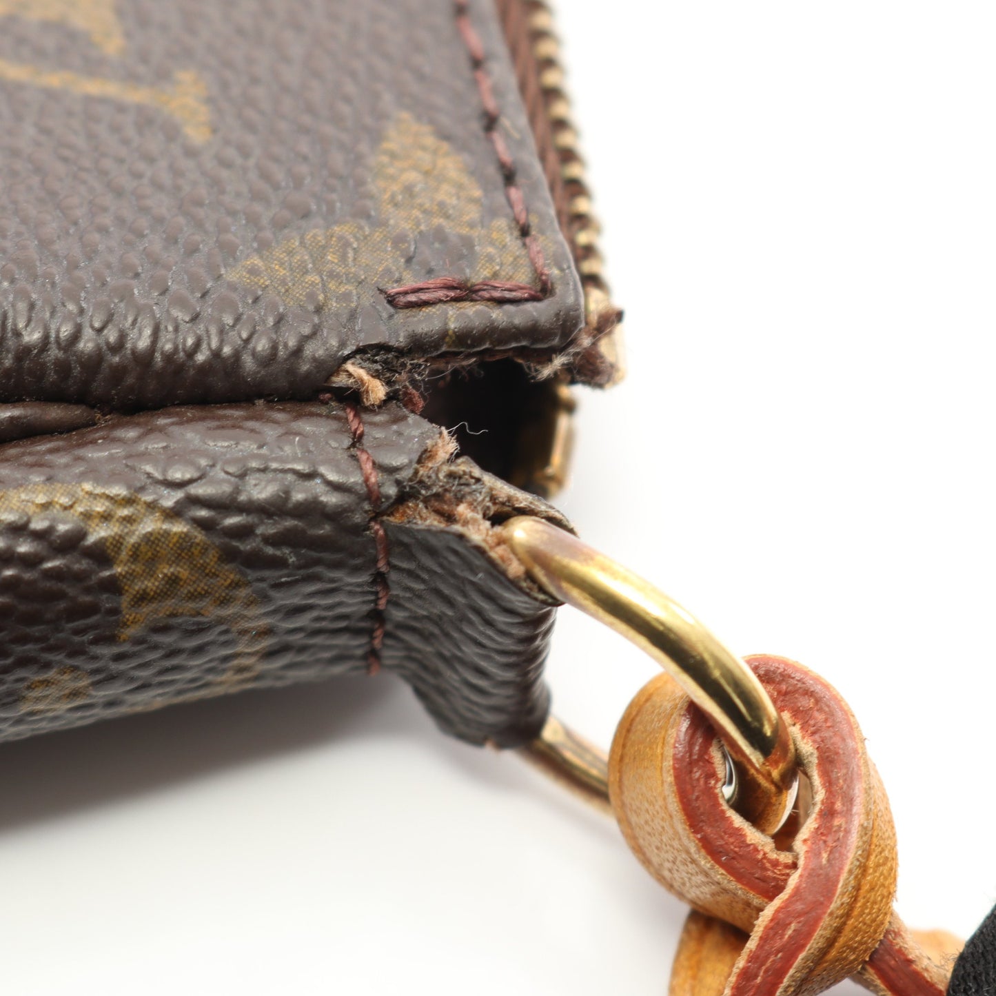 ポシェットアクセソワール モノグラム ハンドバッグ PVC レザー ブラウン ルイヴィトン バッグ LOUIS VUITTON