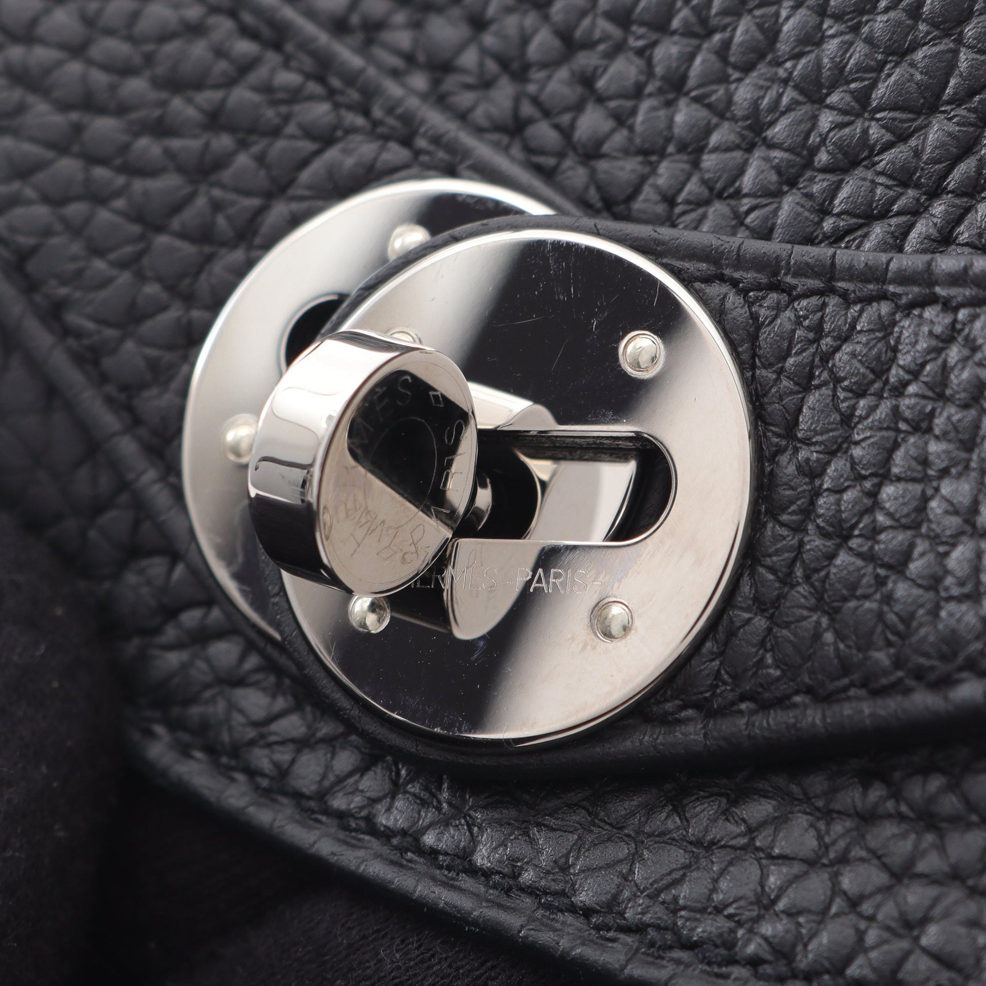 リンディ26 ショルダーバッグ トリヨンクレマンス ブラック シルバー金具 B刻印 エルメス バッグ HERMES