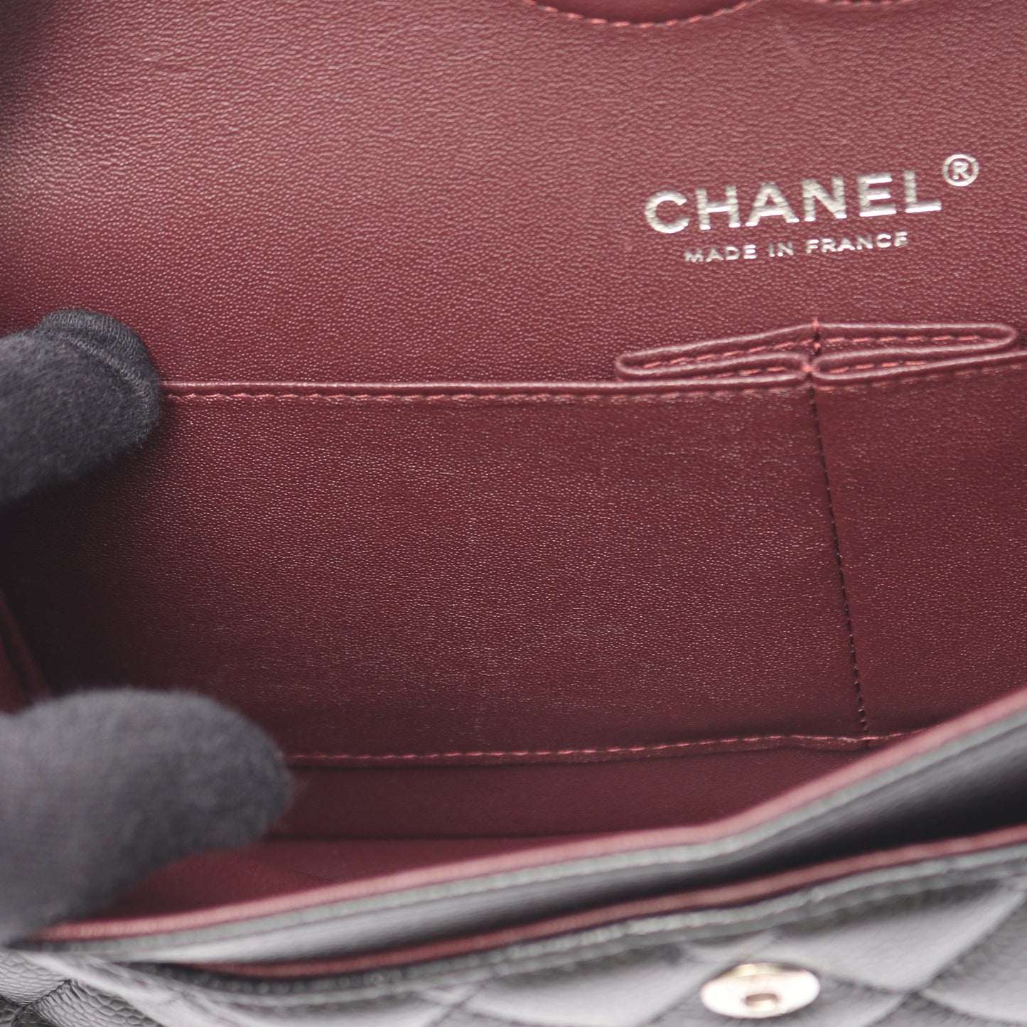 マトラッセ Wフラップ Wチェーンショルダーバッグ キャビアスキン ブラック シルバー金具 シャネル バッグ CHANEL
