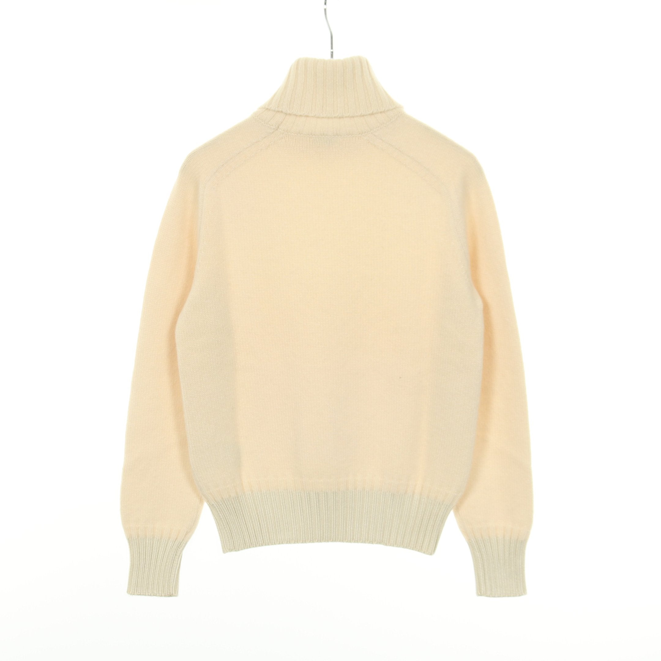 近年モデル　HERMES エルメス　シルク100 タートルネックセーター　XL 近年モデル HERMES エルメス シルク100 タートルネックセーター XL