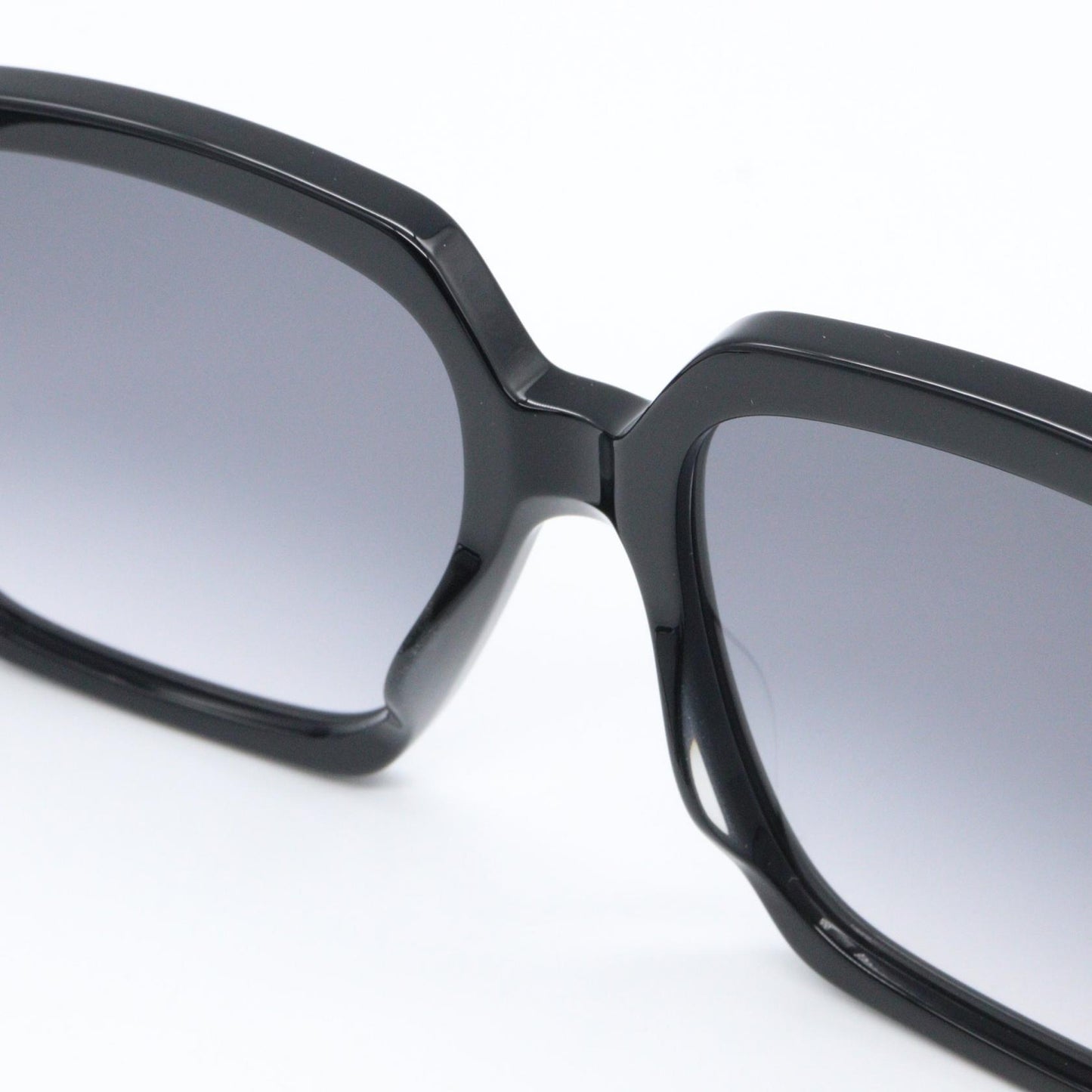 サングラス その他 ブラック サンローランパリ 財布・小物 SAINT LAURENT PARIS