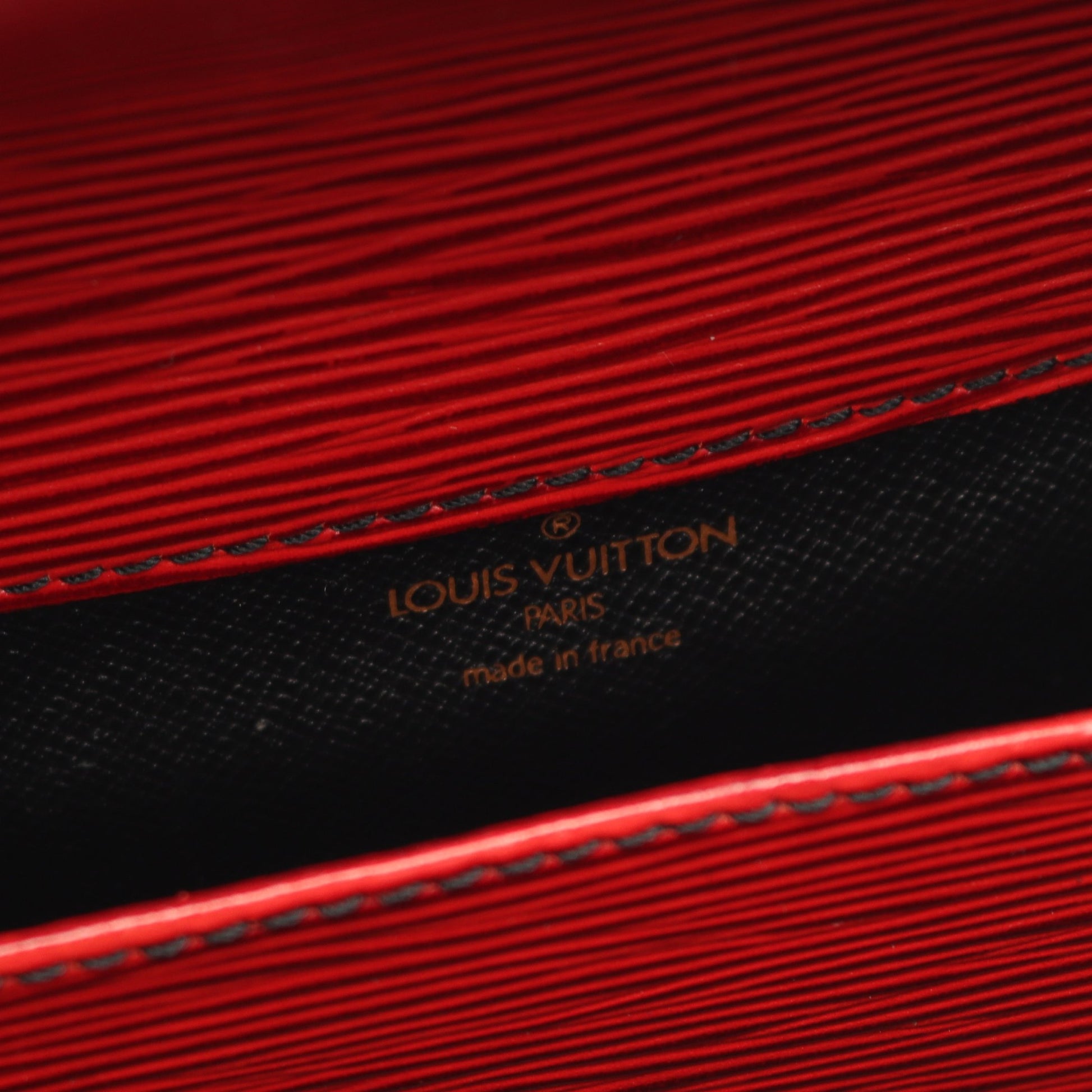 カルトシエール エピ カスティリアンレッド ショルダーバッグ レザー レッド ルイヴィトン バッグ LOUIS VUITTON