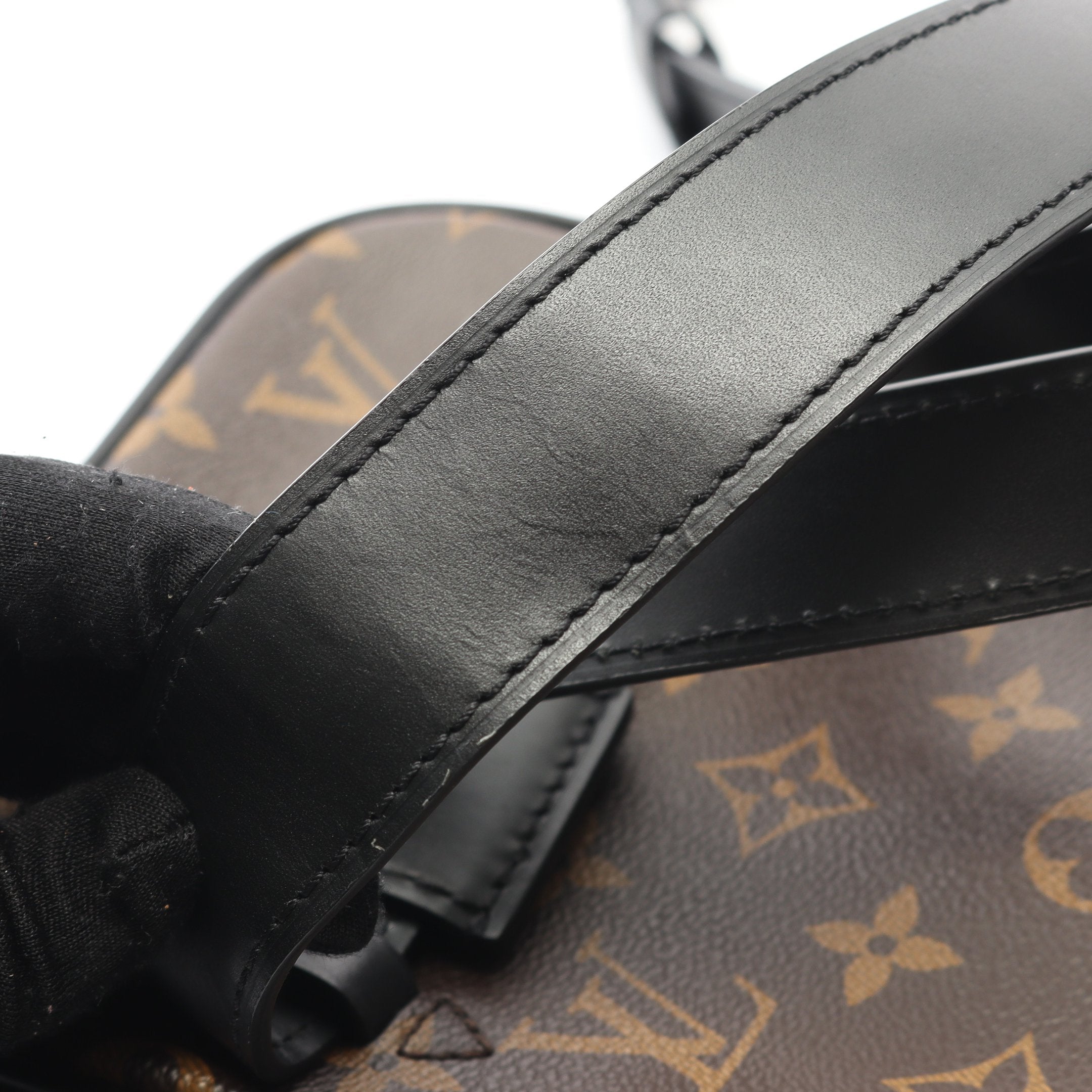 LOUIS VUITTON◆ユティリティハーネスバッグ_モノグラム・ソーラーレイ LOUIS VUITTON - ルイヴィトン モノグラム ソーラーレイ ユティリティ
