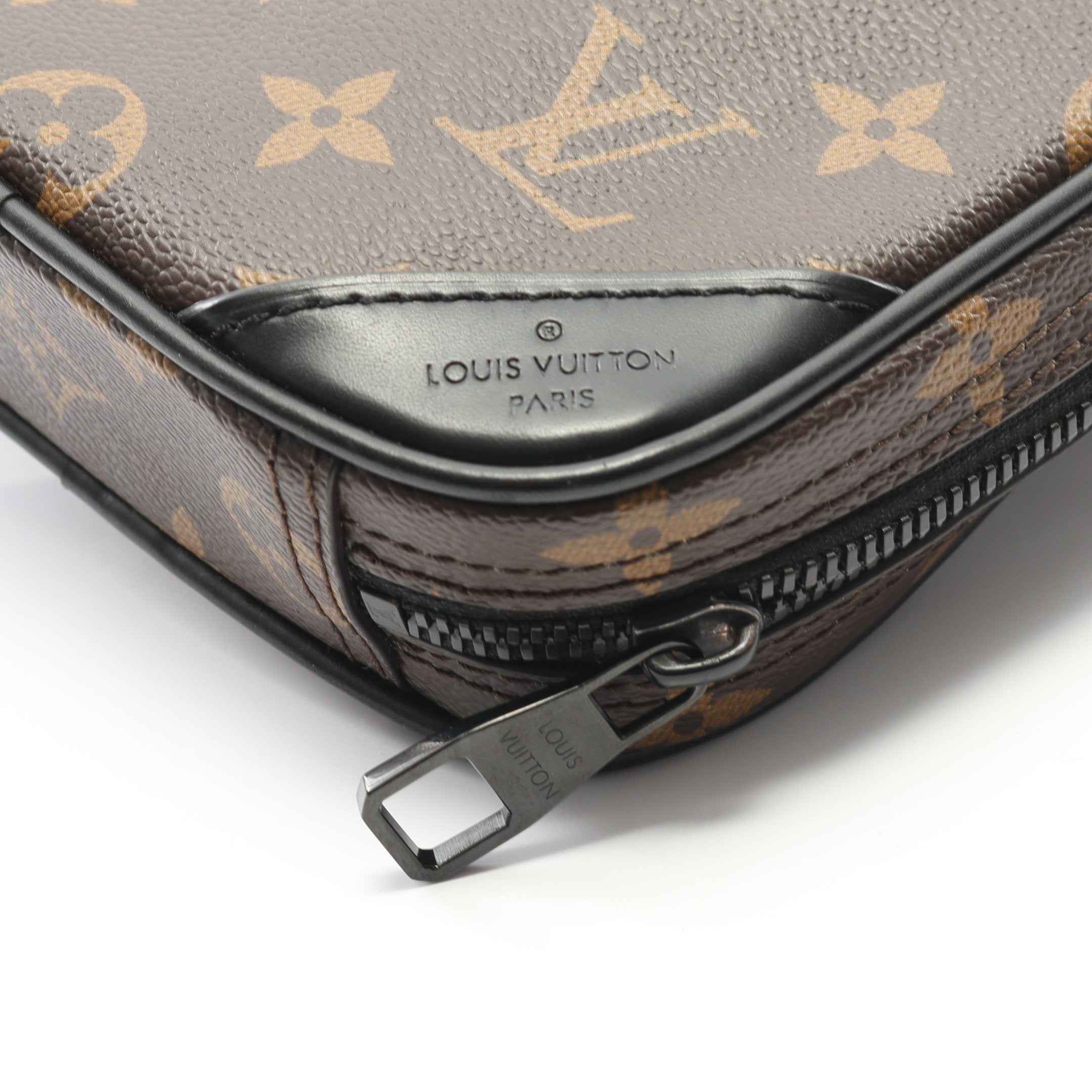 LOUIS VUITTON◆ユティリティハーネスバッグ_モノグラム・ソーラーレイ LOUIS VUITTON - ルイヴィトン モノグラム ソーラーレイ ユティリティ