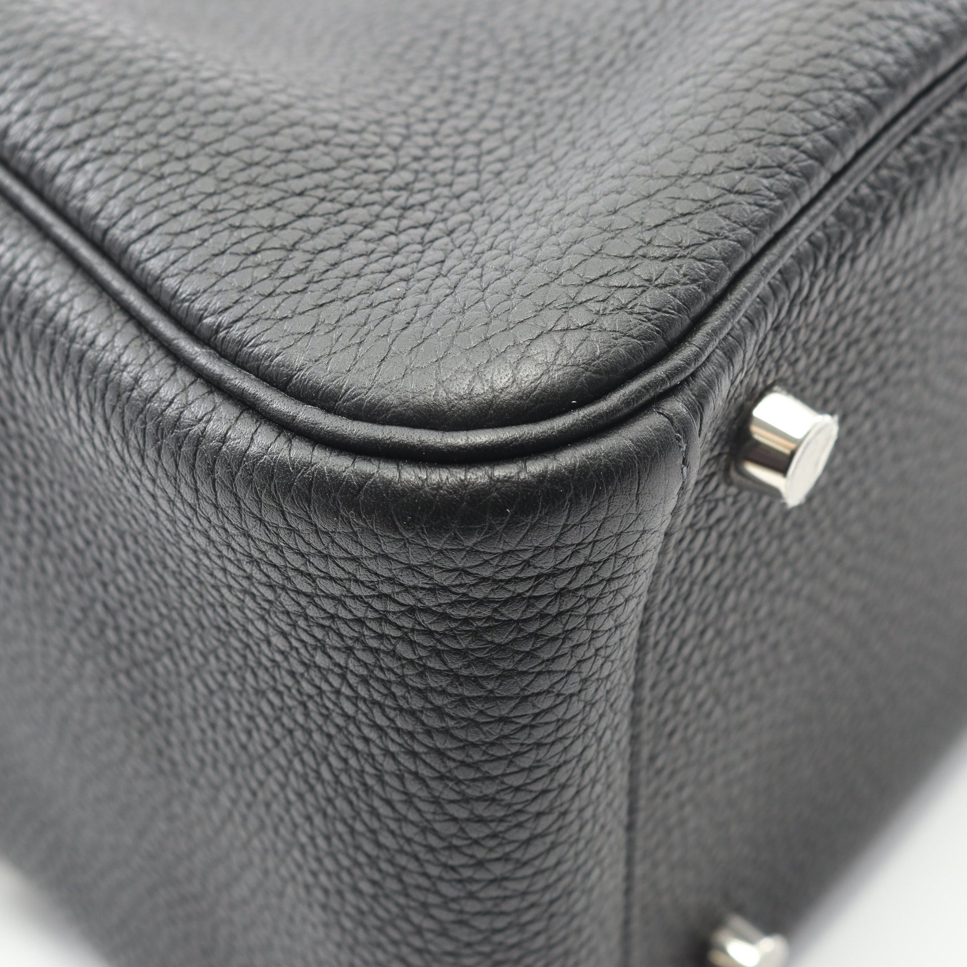 リンディ26 ショルダーバッグ トリヨンクレマンス ブラック シルバー金具 U刻印 エルメス バッグ HERMES