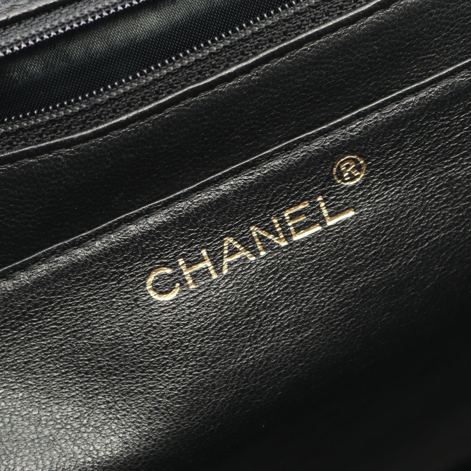 マトラッセ ハンドバッグ キャビアスキン ブラック ゴールド金具 シャネル バッグ CHANEL