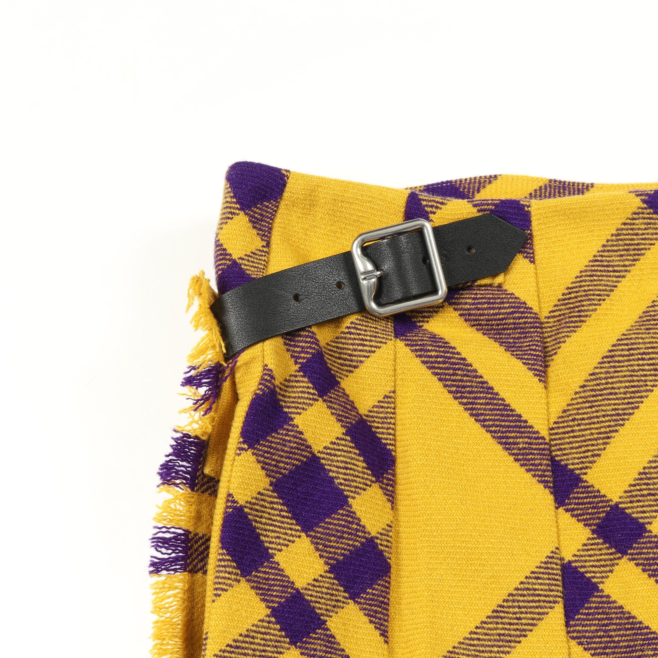 BURBERRY バーバリーズ ノバチェック スカート 黄色タグ BURBERRY バーバリーズ ノバチェック スカート 黄色タグ BURBERRY