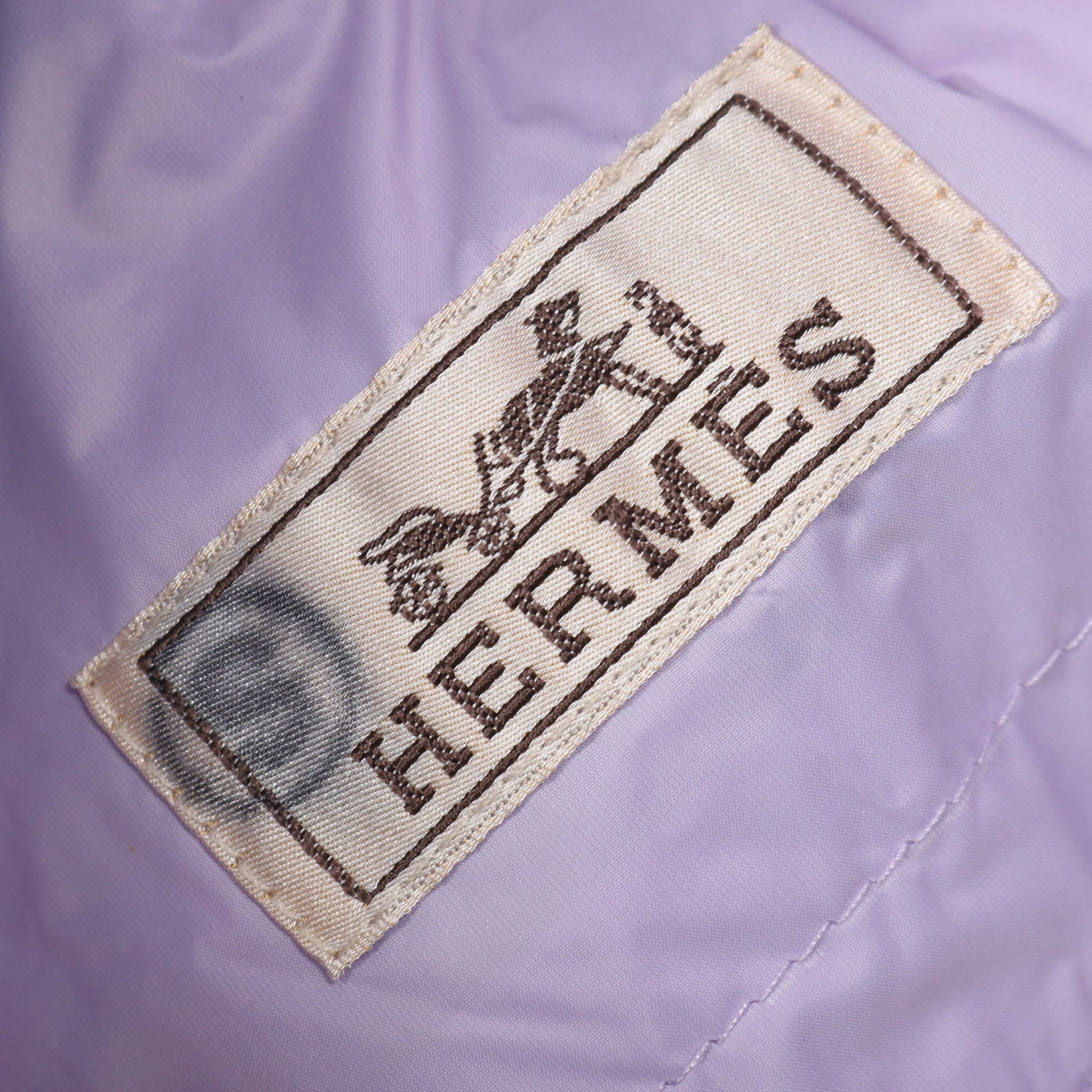 セリエボタン ナイロンジャケット ブルゾン ナイロン ライトパープル エルメス アウター HERMES