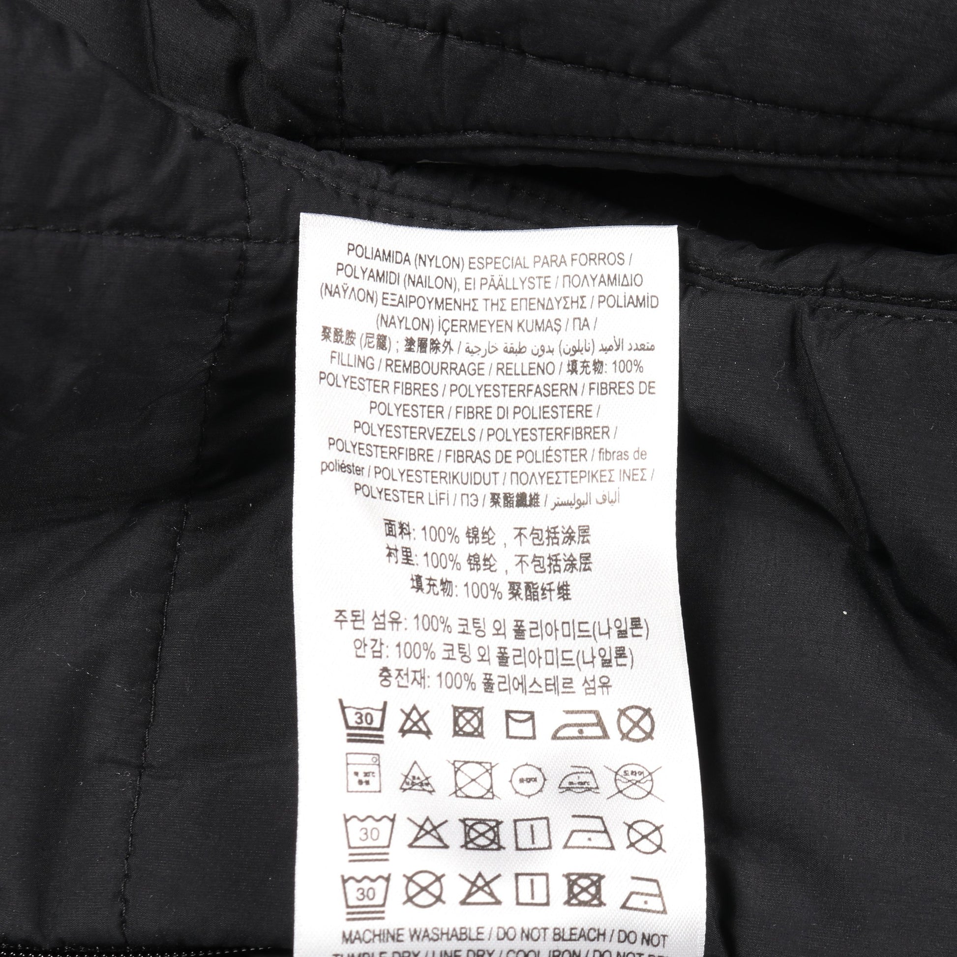 ダウンベスト ナイロン ブラック バーバリー アウター BURBERRY