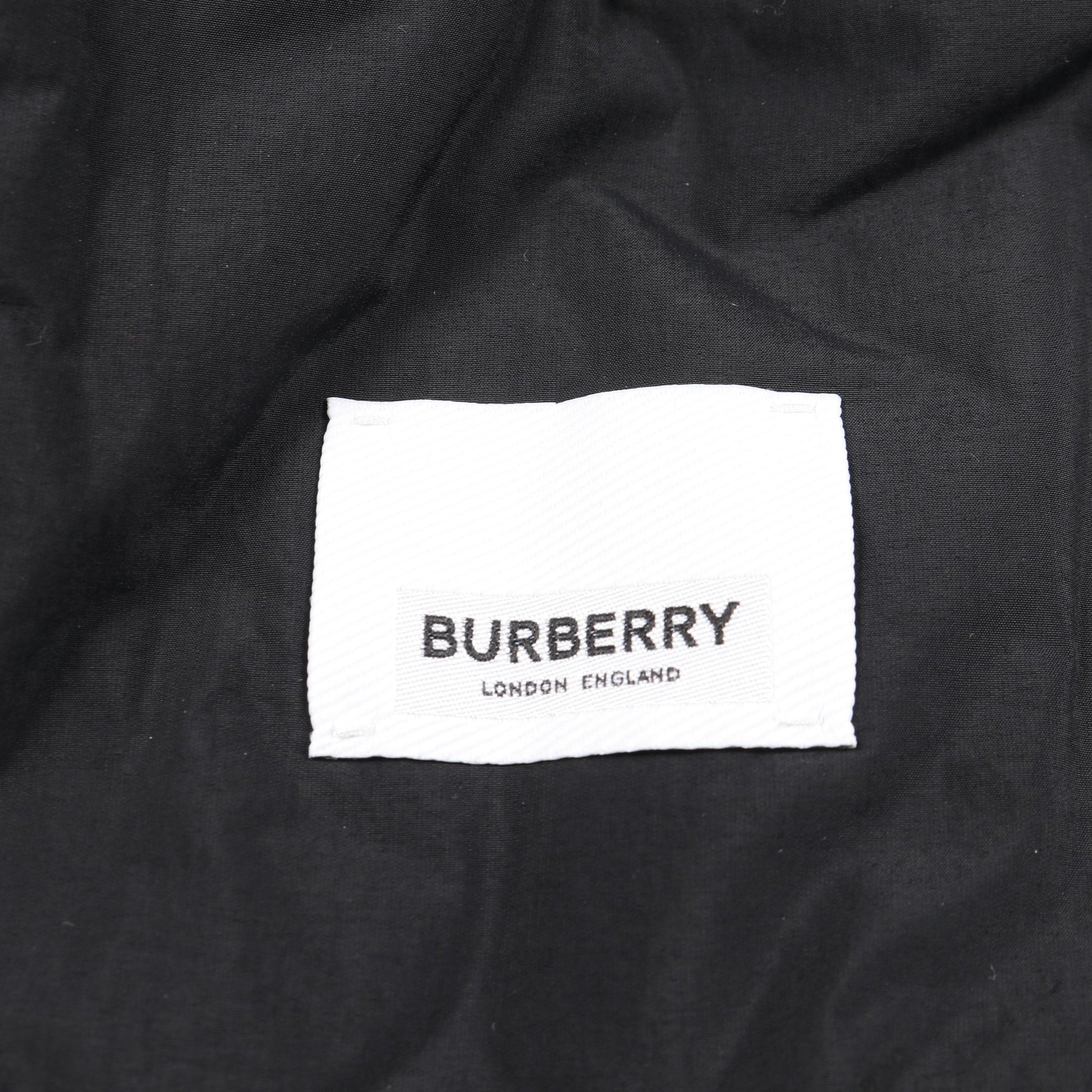 ダウンベスト ナイロン ブラック バーバリー アウター BURBERRY