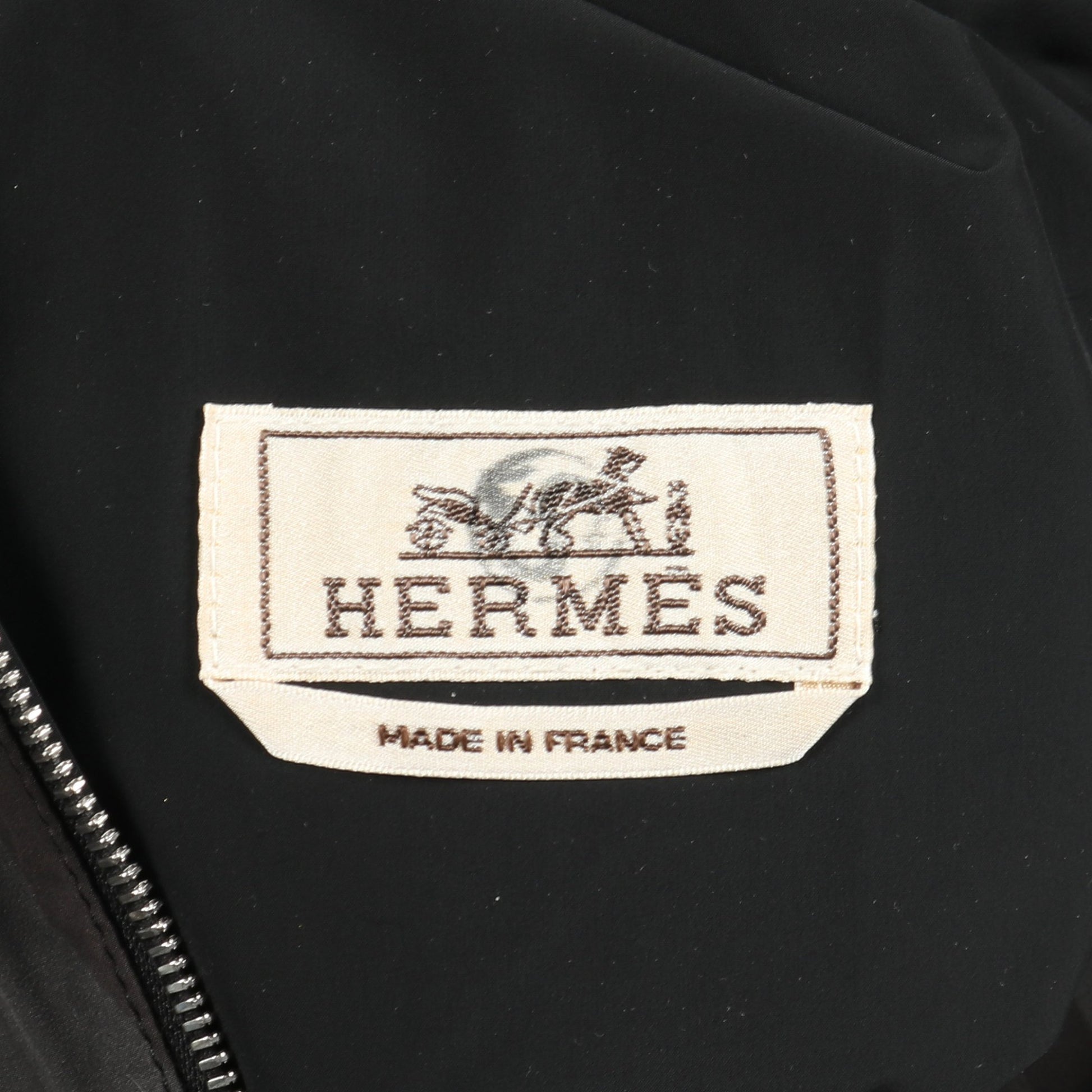 セリエボタン ジャケット ナイロン ブラック リバーシブル フード付き エルメス アウター HERMES