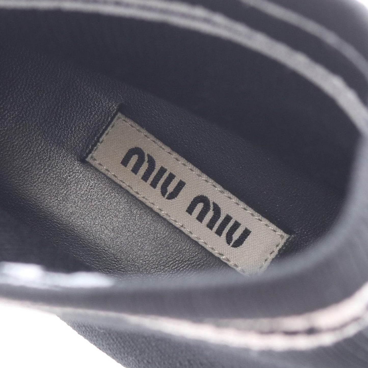 ソックス スニーカー ロゴ ニットファブリック ブラック ホワイト ミュウミュウ シューズ miu miu
