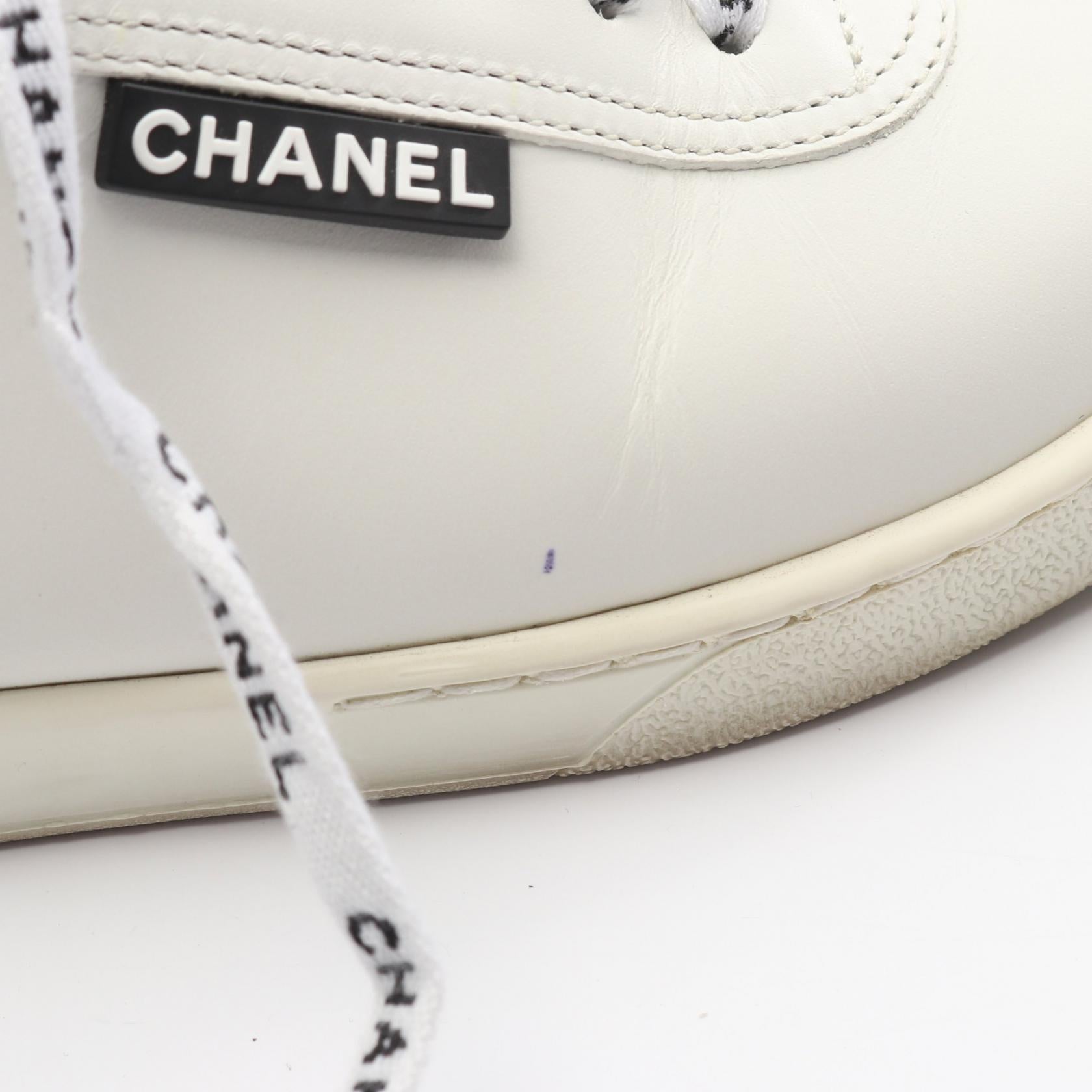 美品✨ シャネル ココマーク レザー ホワイト メンズ 24cm相当 ココマーク スニーカー レザー ホワイト ブラック シャネル – RECLO