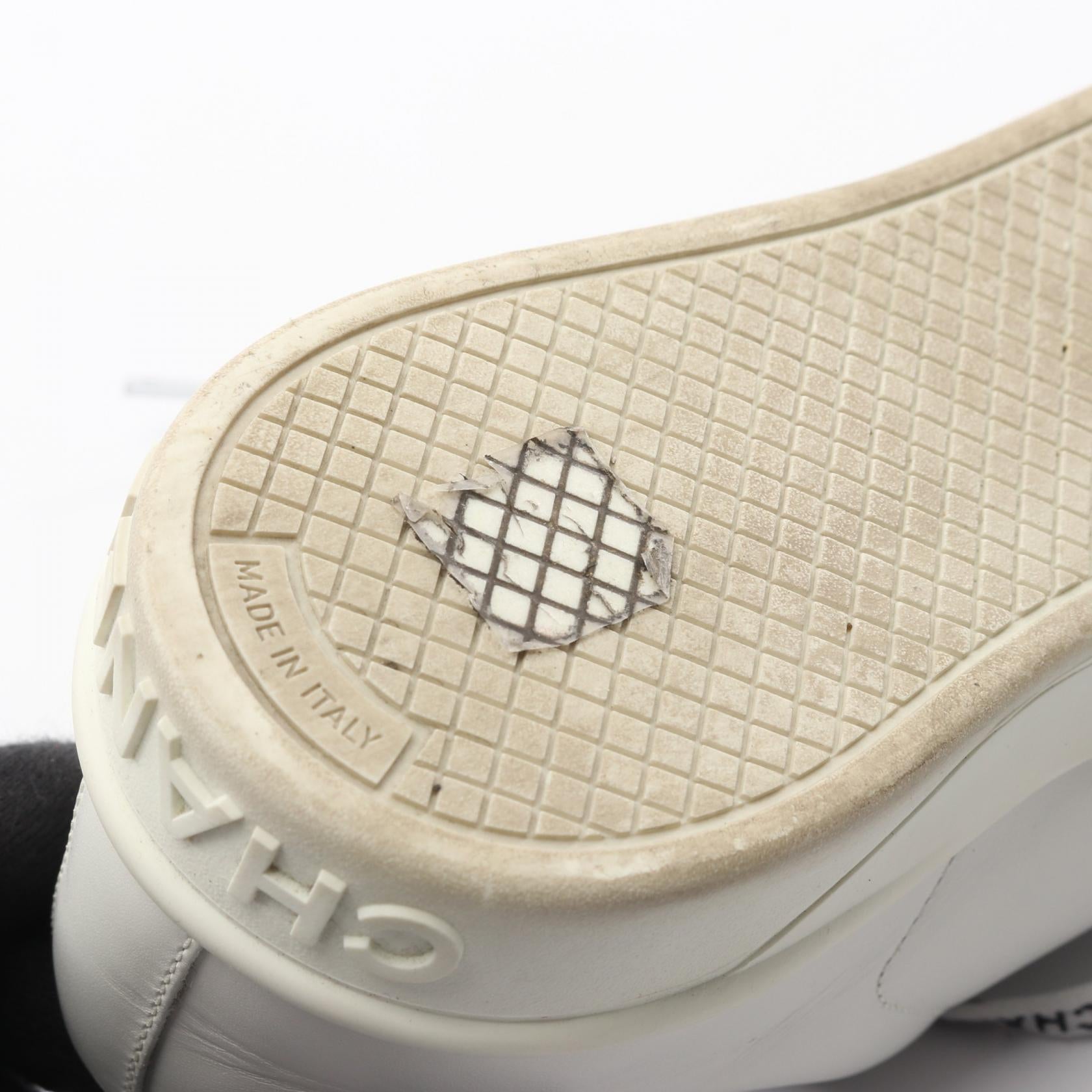 ココマーク スニーカー レザー ホワイト ブラック シャネル – RECLO