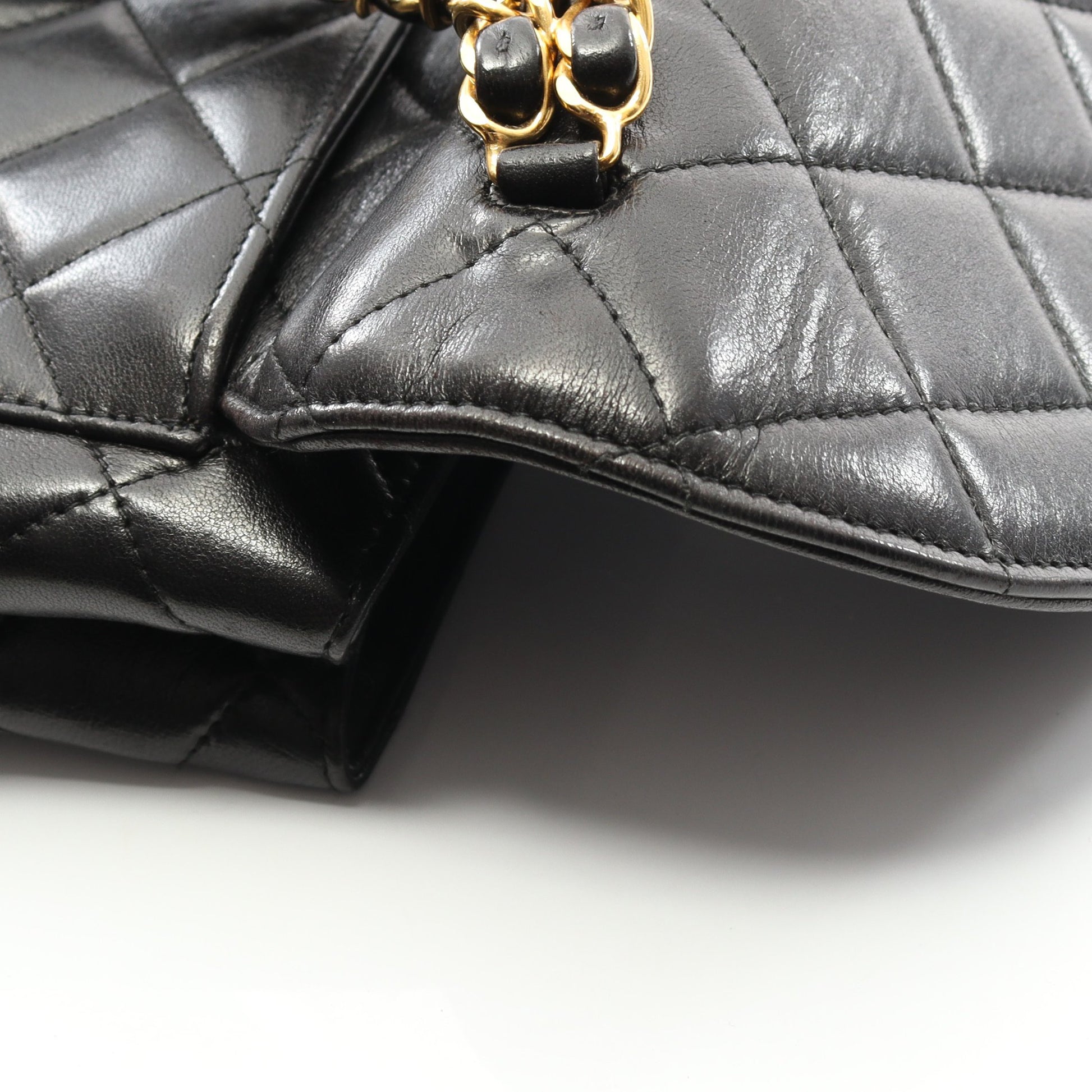 マトラッセ チェーンショルダーバッグ ラムスキン ブラック ゴールド金具 シャネル バッグ CHANEL