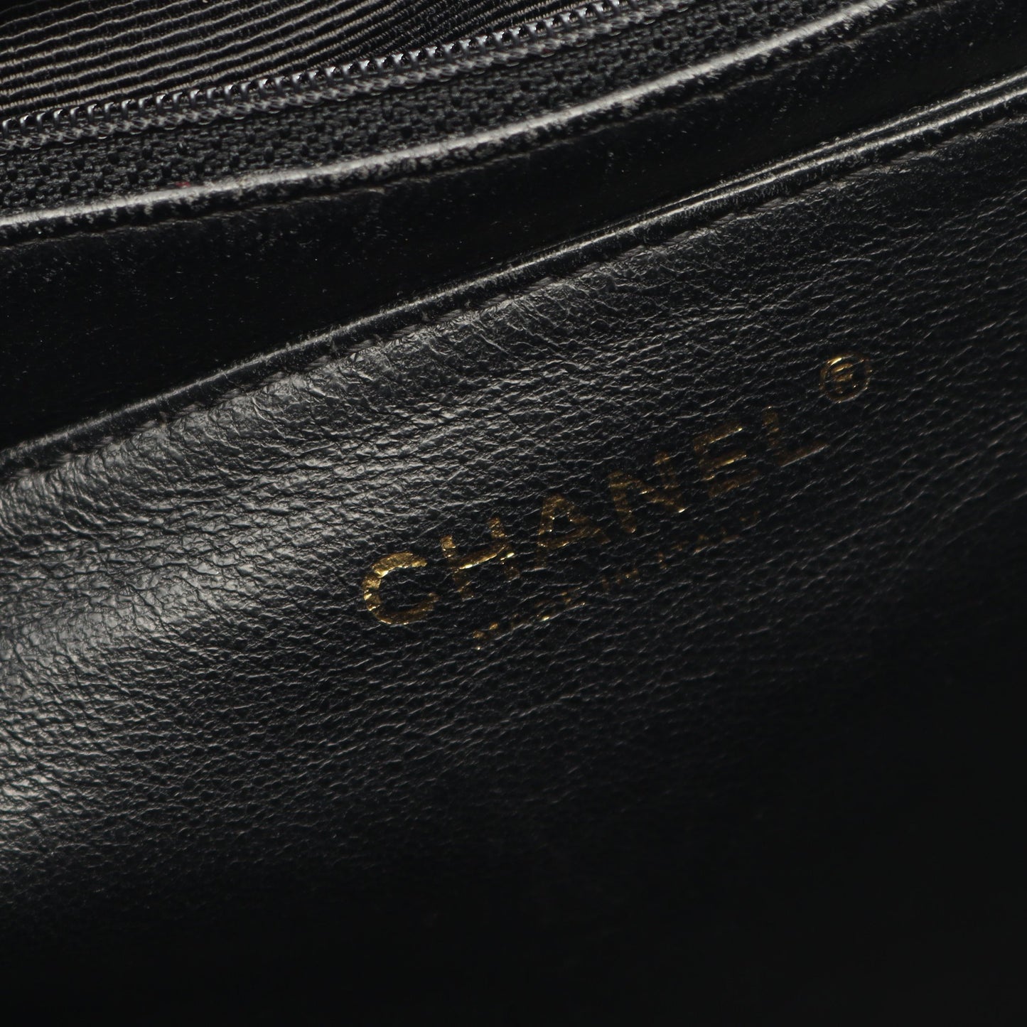 マトラッセ ハンドバッグ キャビアスキン ブラック ゴールド金具 シャネル バッグ CHANEL