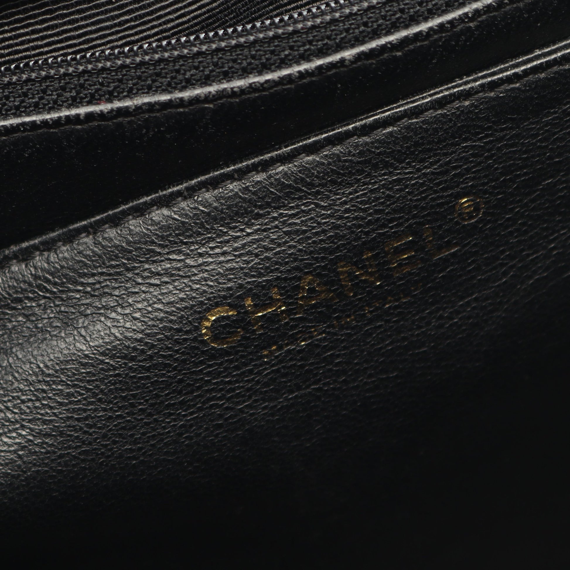 マトラッセ ハンドバッグ キャビアスキン ブラック ゴールド金具 シャネル バッグ CHANEL