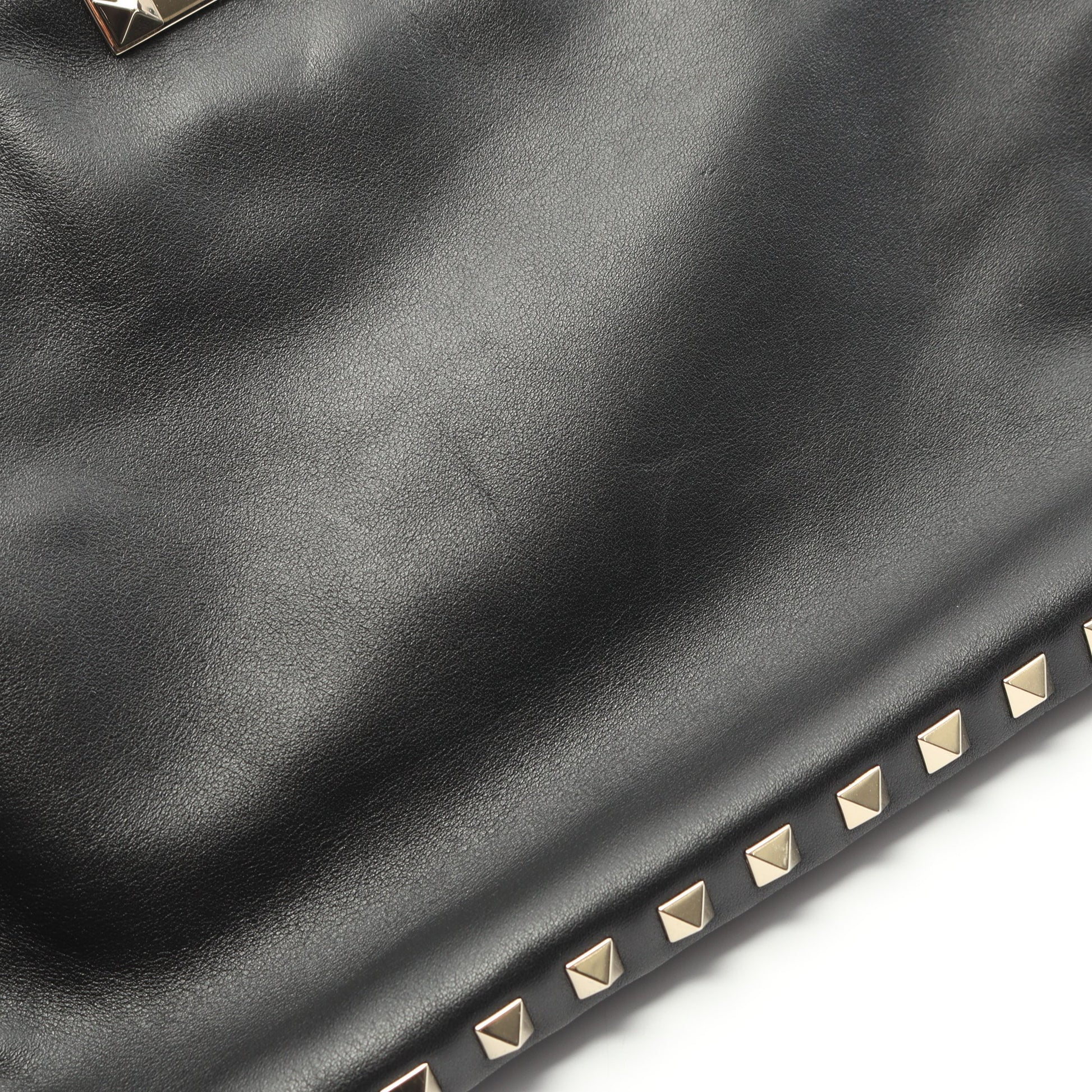 ロックスタッズ ハンドバッグ レザー ブラック 2WAY ヴァレンティノ バッグ VALENTINO