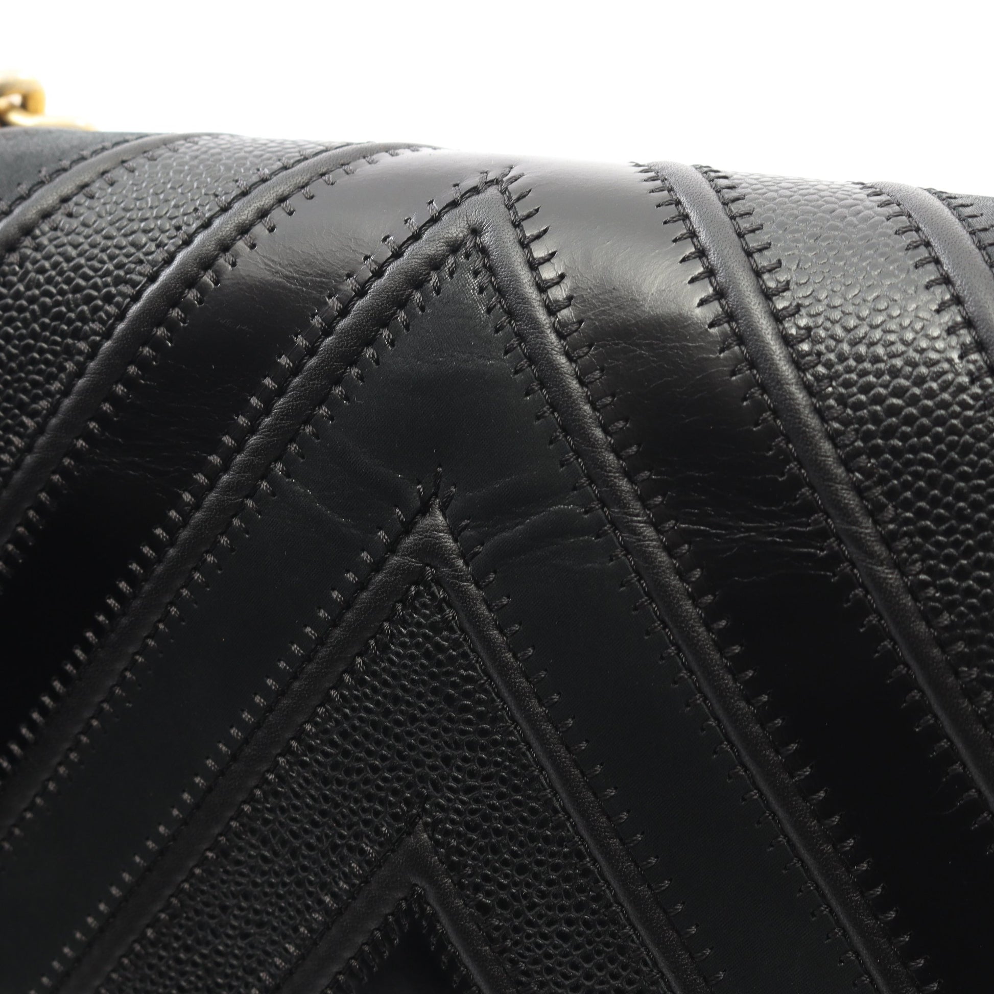ボーイシャネル シェブロン Vステッチ チェーンショルダーバッグ レザー ブラック ゴールド金具 シャネル バッグ CHANEL