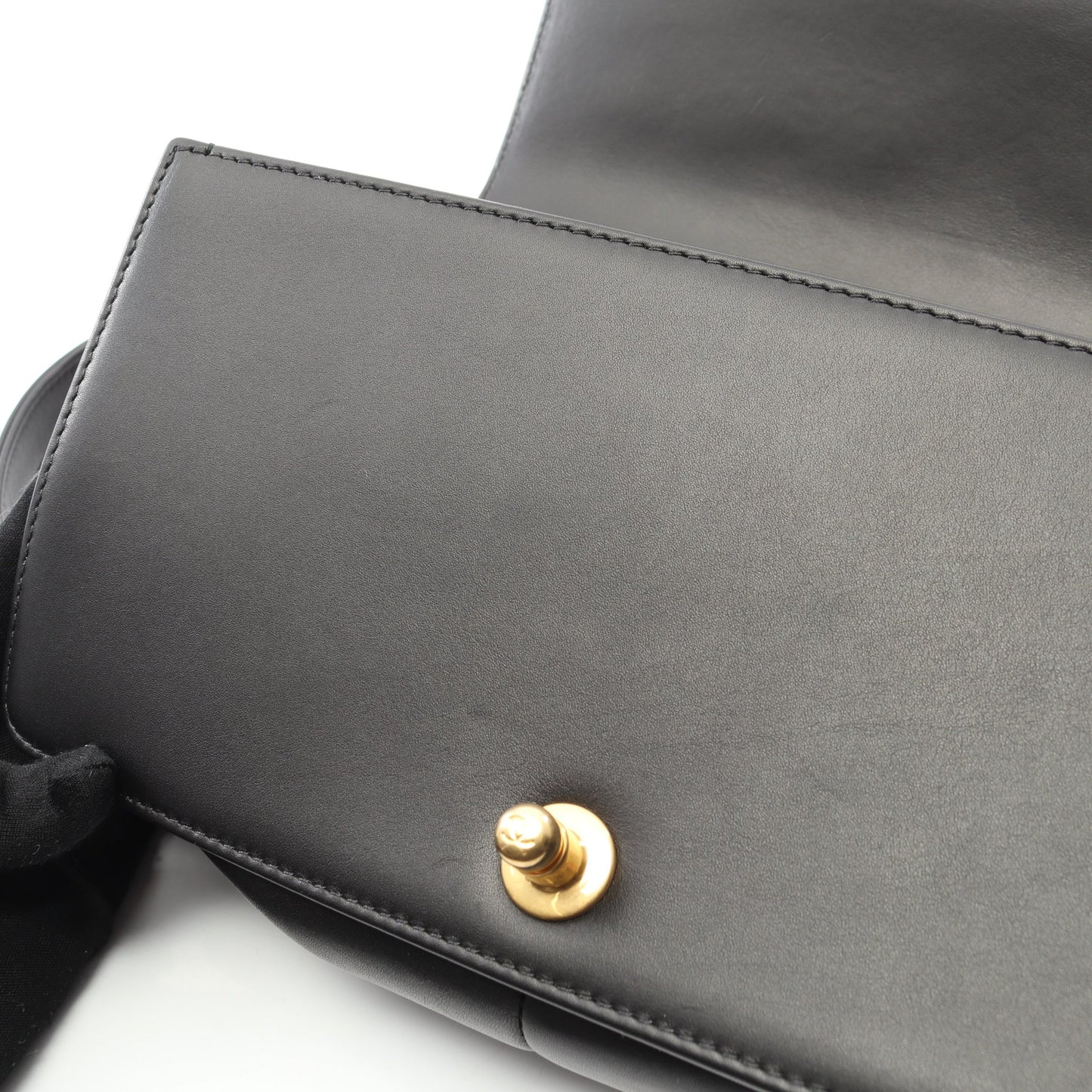 ボーイシャネル シェブロン Vステッチ チェーンショルダーバッグ レザー ブラック ゴールド金具 シャネル バッグ CHANEL