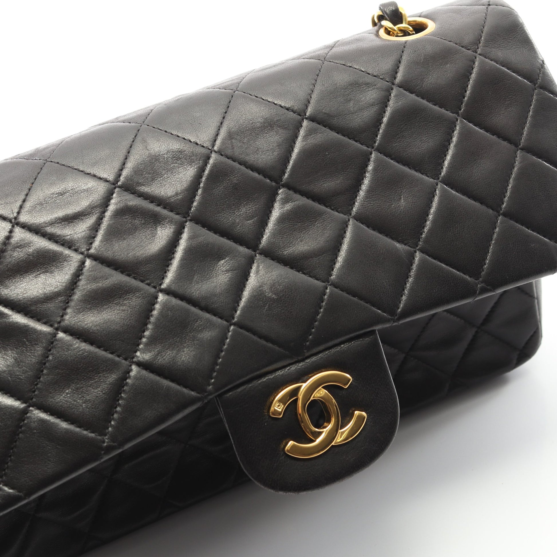 マトラッセ Wフラップ Wチェーンショルダーバッグ ラムスキン ブラック ゴールド金具 シャネル バッグ CHANEL