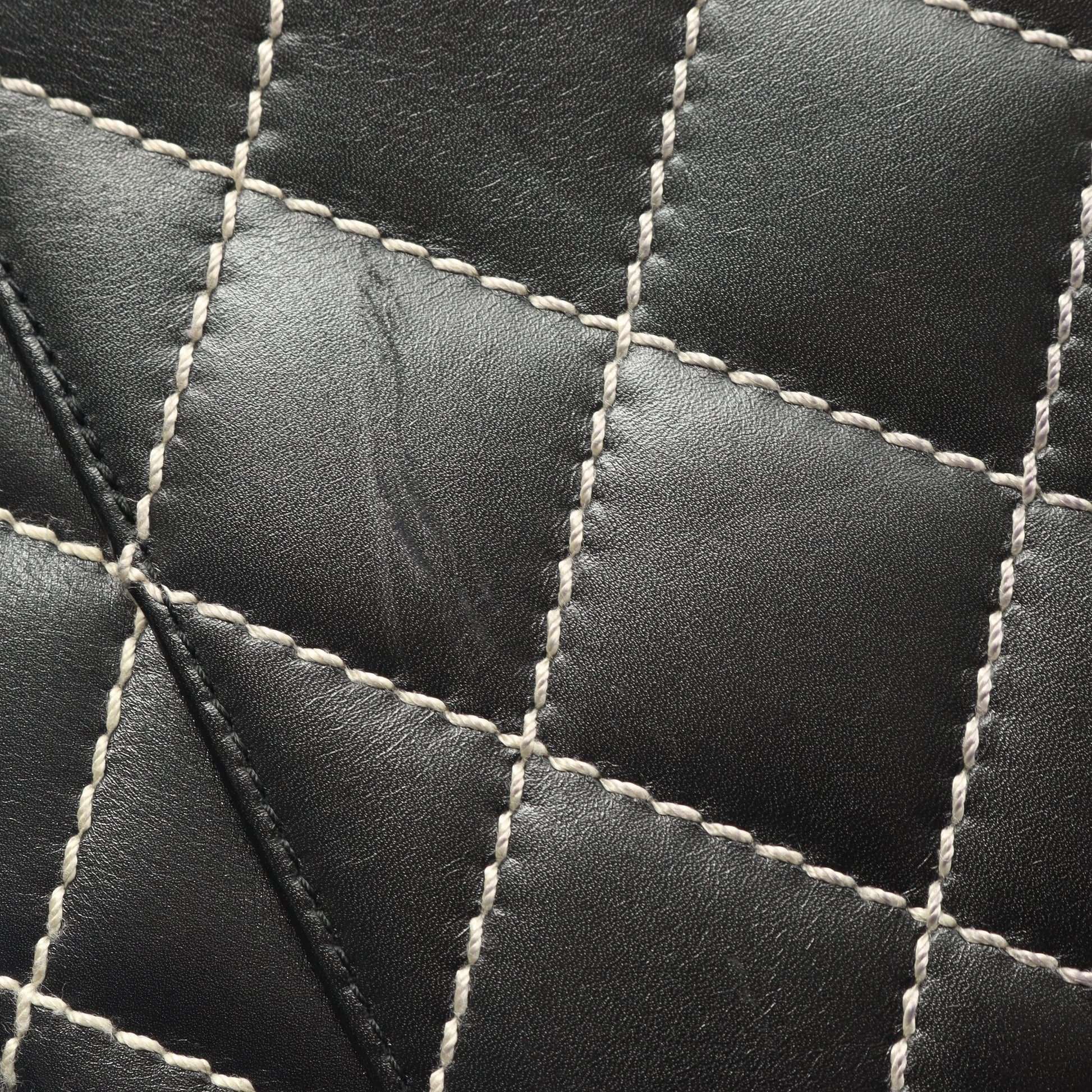 ワイルドステッチ ハンドバッグ レザー ブラック ゴールド金具 シャネル バッグ CHANEL