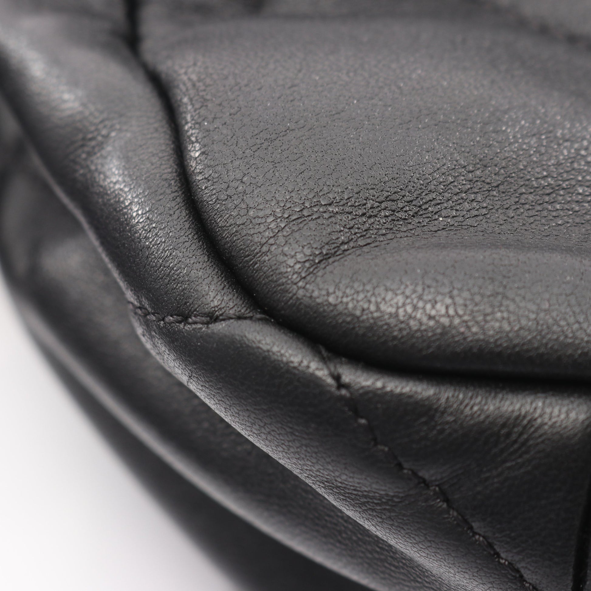 19 ディズヌフ マキシ チェーンショルダーバッグ ラムスキン ブラック コンビ金具 2WAY シャネル バッグ CHANEL