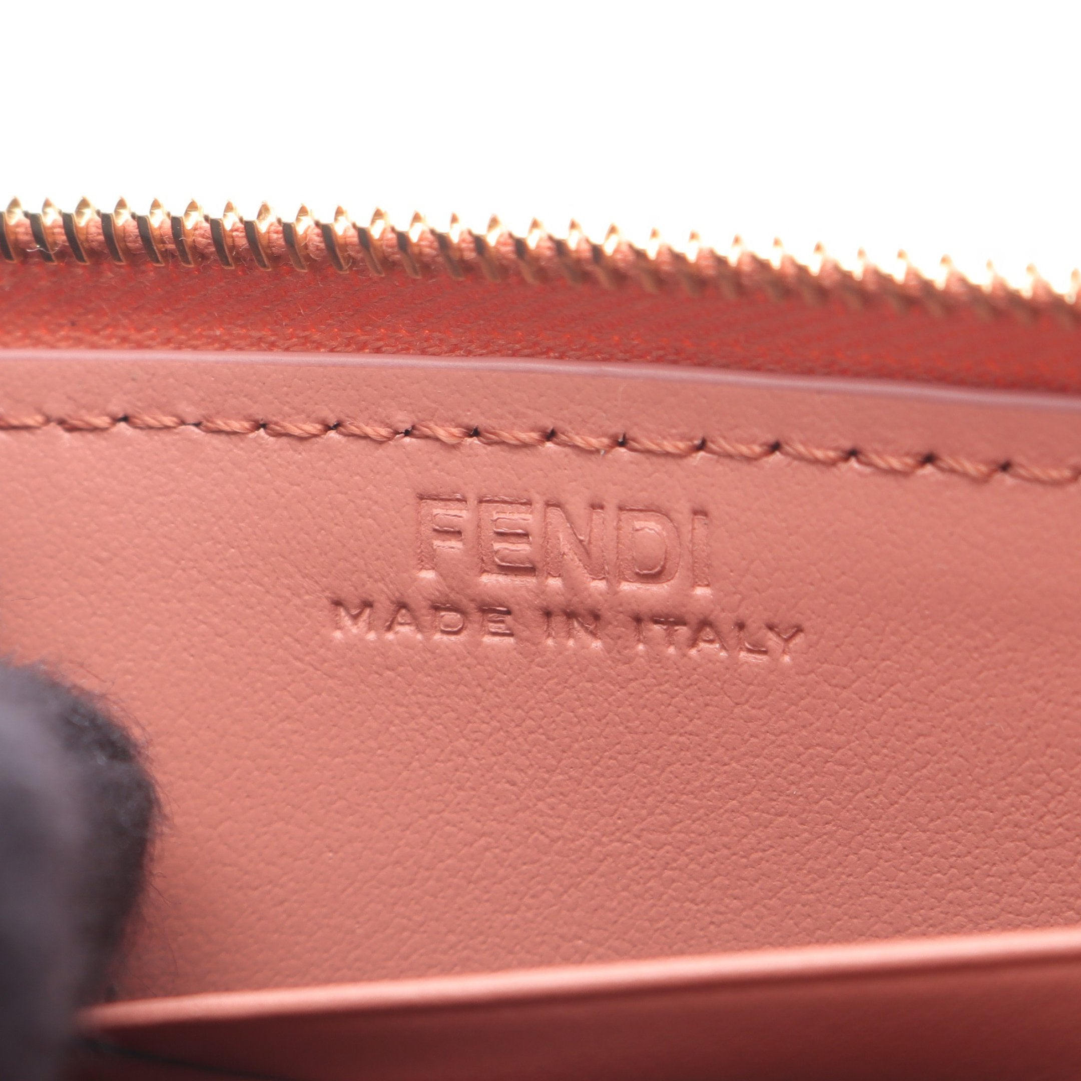 フェンディ FENDI FFダイヤモンド ジップアラウンド財布 ミニ ラウンド財布 財布 レザー レディース ピンク系 / ボルドー系 8M0313AYCAF1TWI 【新品】 FFダイヤモンド ジップアラウンド財布 ミニ ラウンドファスナー財布