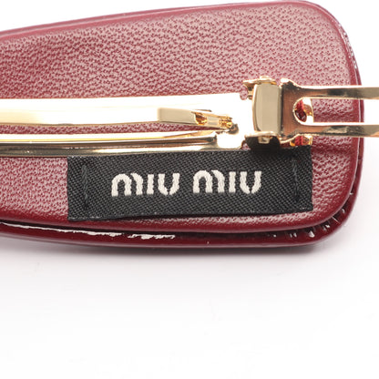 ヘアクリップ バレッタ エナメルレザー ボルドー ミュウミュウ アクセサリー miu miu