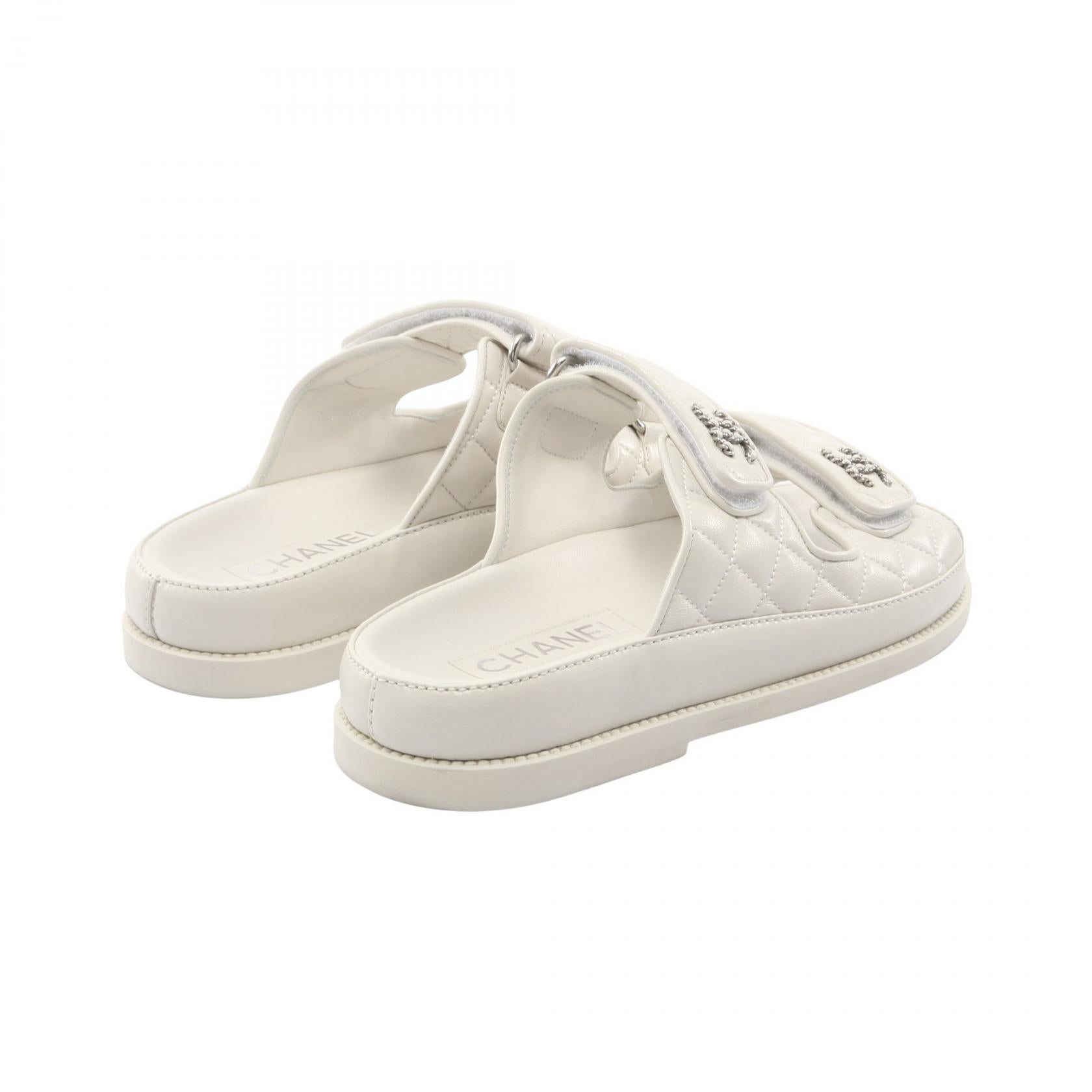 マトラッセ ココマーク サンダル レザー ホワイト シャネル – RECLO