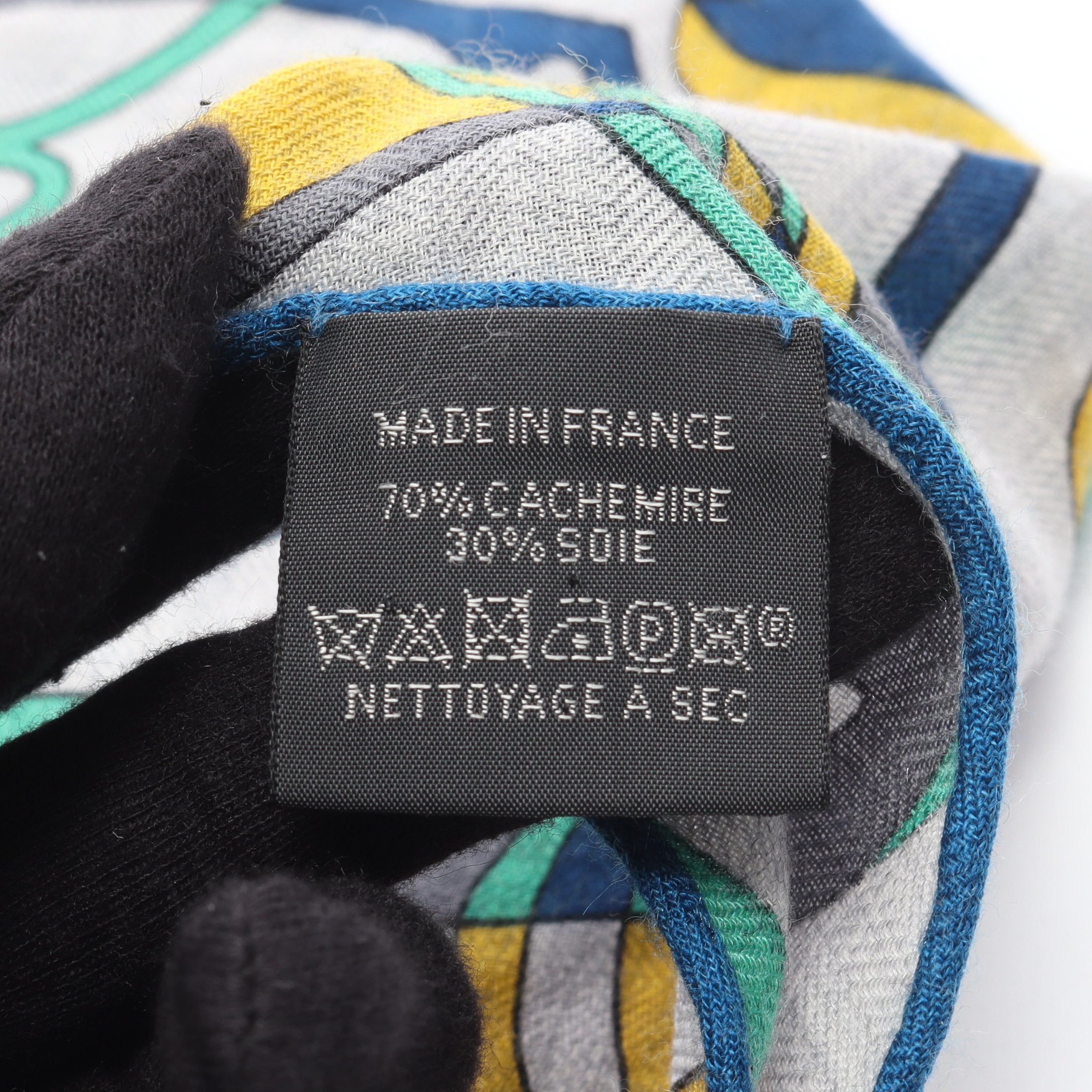HERMES 馬柄スカーフロザンジュGM Grand Galop scarf 90 | Hermès USA