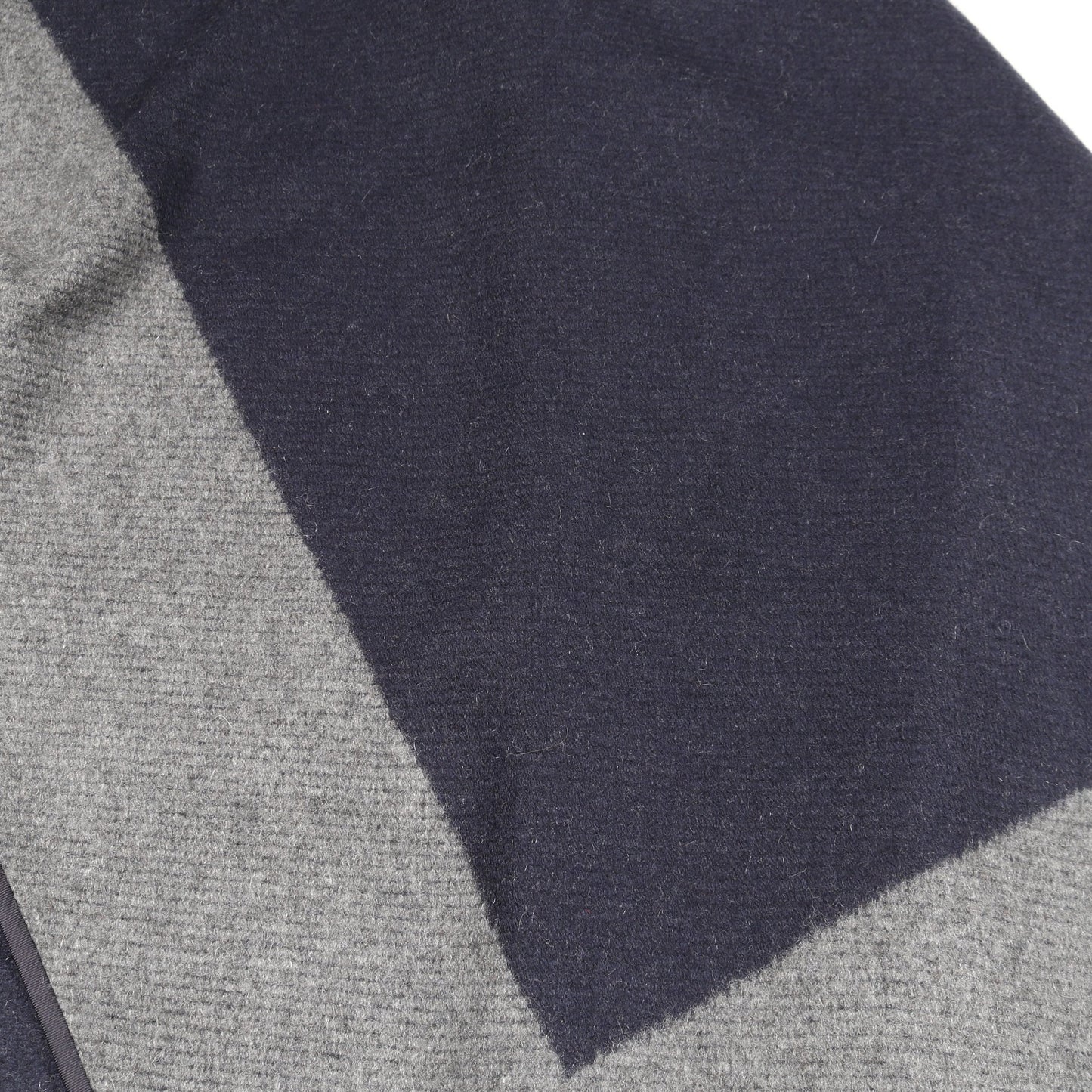TAPIS DE SELLE ポンチョ カシミヤ ネイビー グレー エルメス アウター HERMES