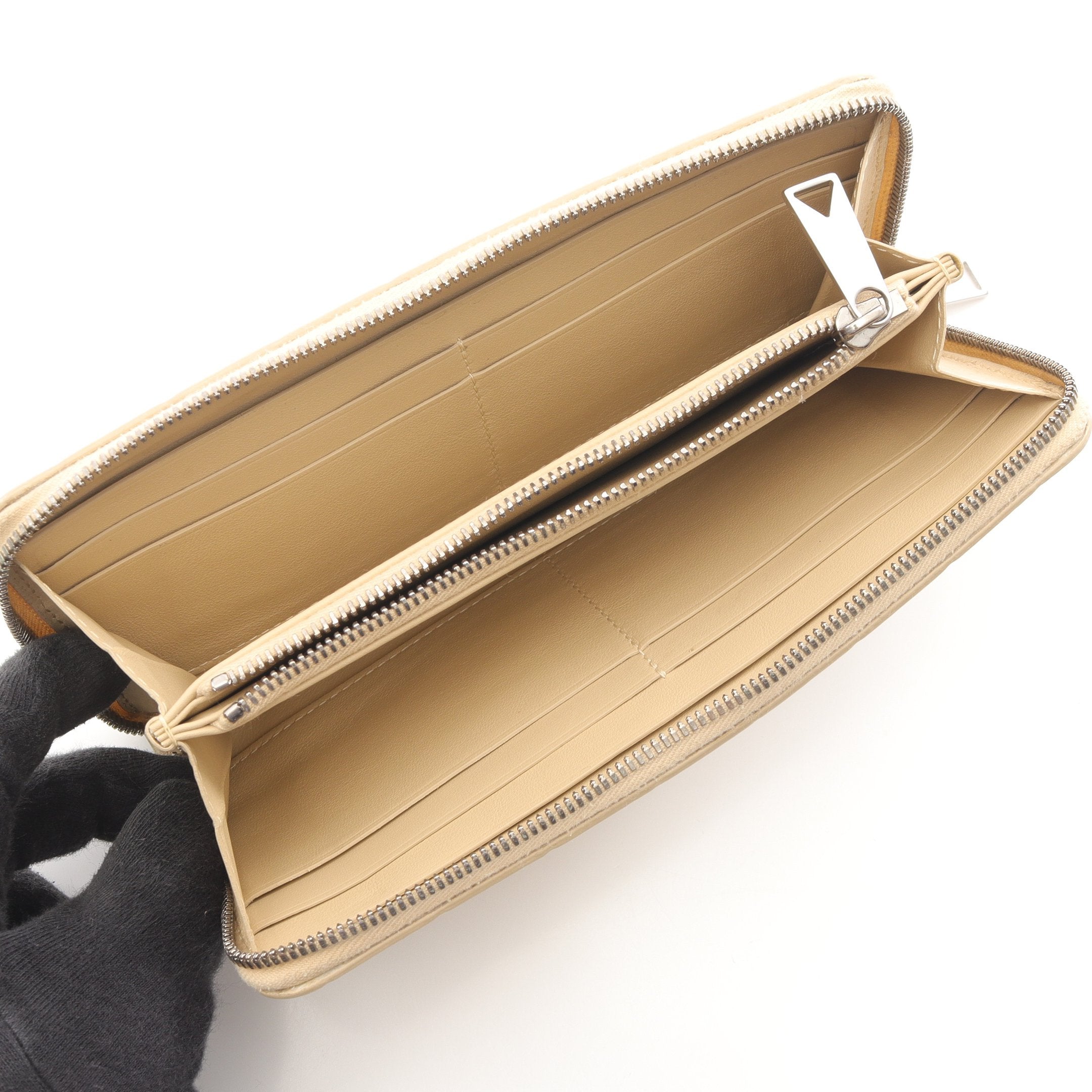 イントレチャート ラウンドファスナー長財布 レザー ベージュ ボッテガ