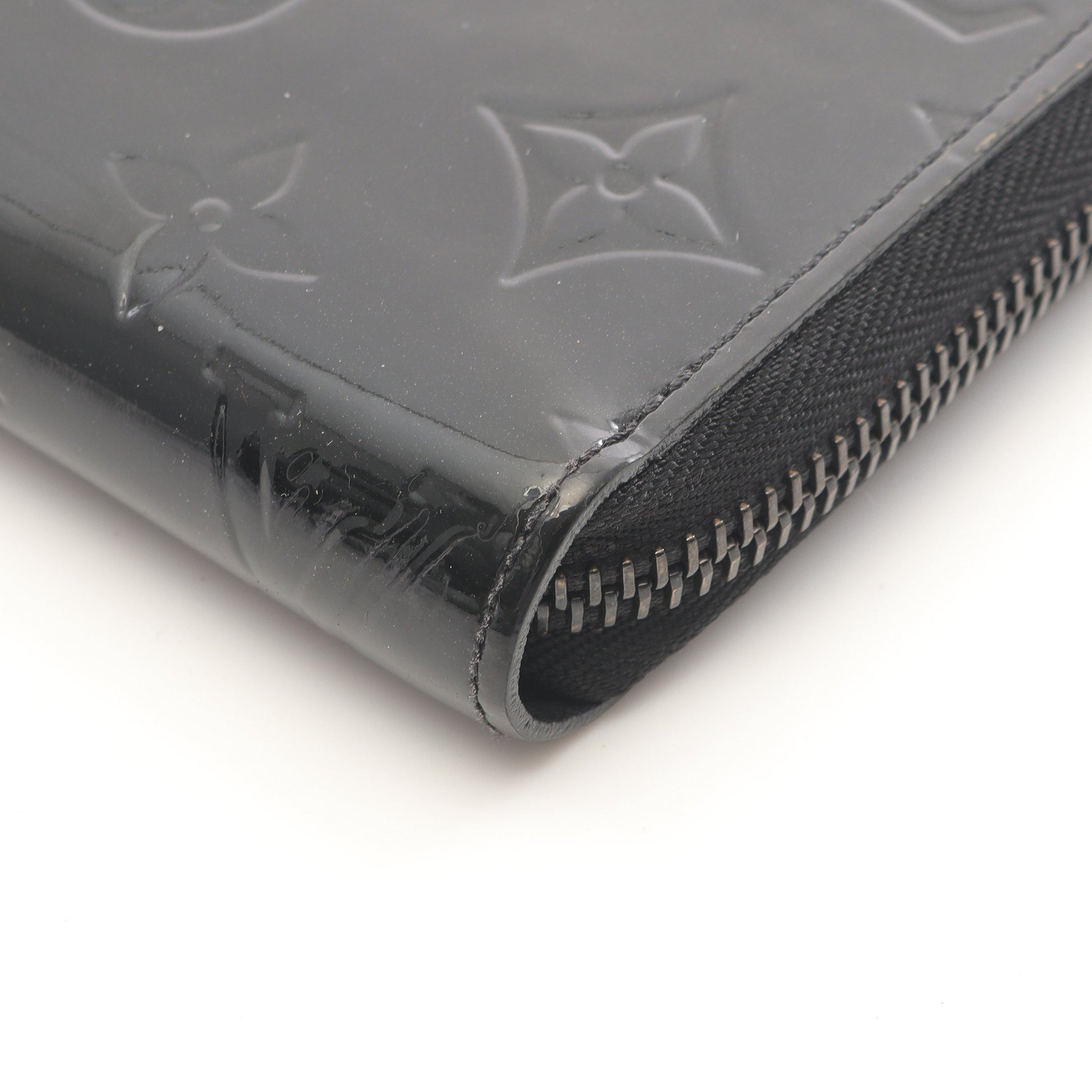 ジッピーウォレット モノグラムヴェルニ ノワールマニエティック ラウンドファスナー長財布 レザー ブラック ルイヴィトン 財布・小物 LOUIS VUITTON