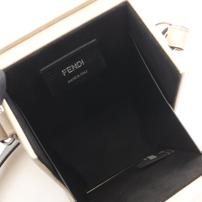 ボックス ショルダーバッグ レザー ベージュ フェンディ バッグ FENDI