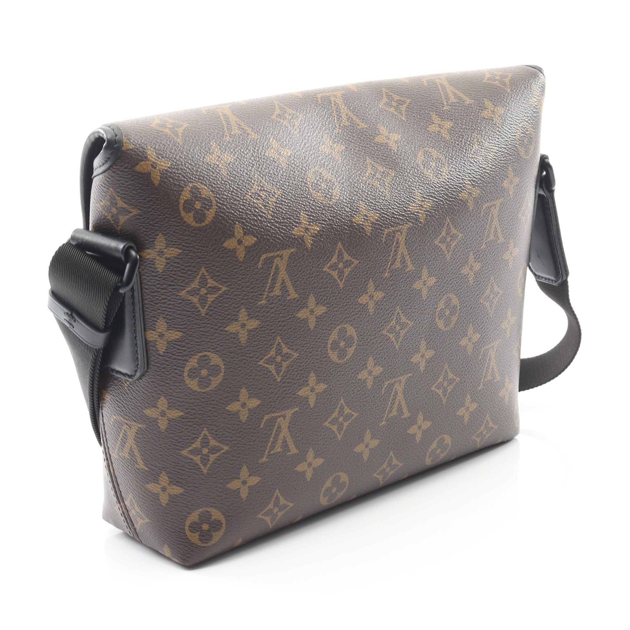 マグネティック メッセンジャー モノグラムマカサー ショルダーバッグ