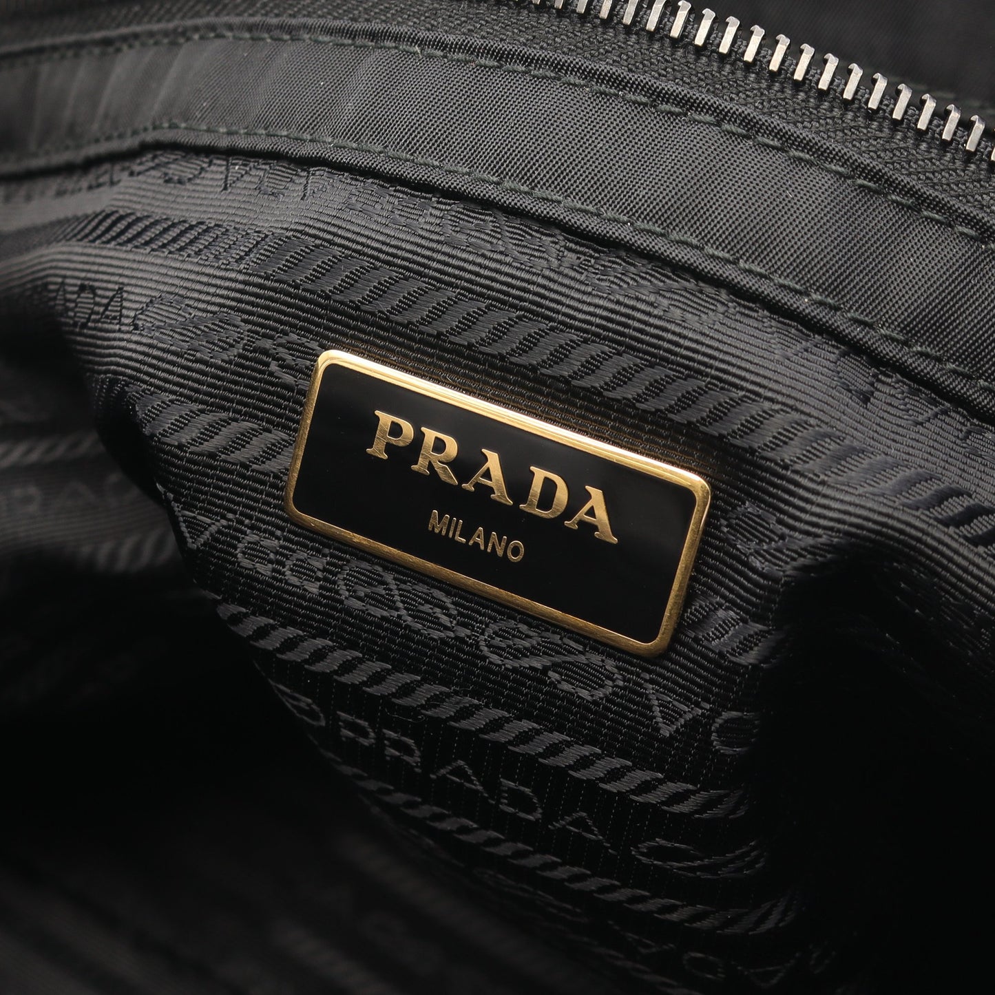 カイエトロンプルイユ ショルダーバッグ トートバッグ ナイロン サフィアーノレザー ブラック マルチカラー プラダ バッグ PRADA