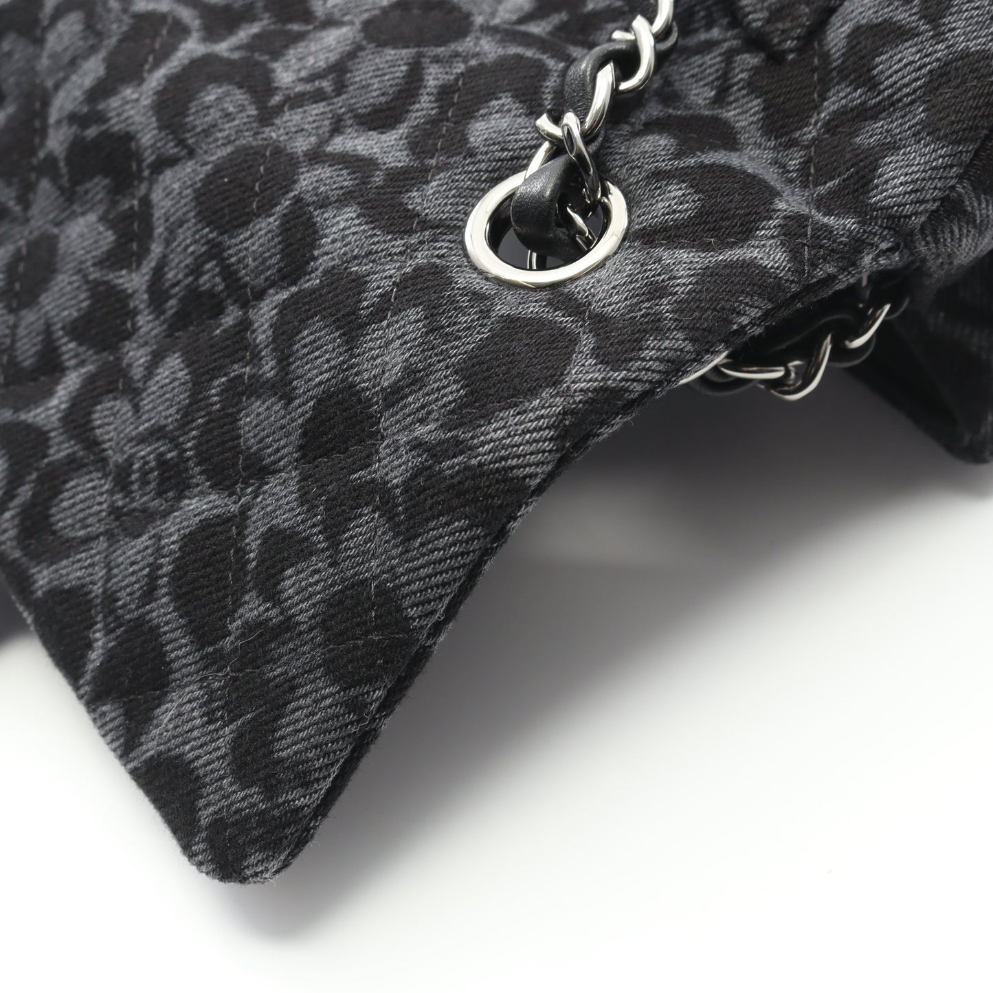 ミニマトラッセ20 チェーンショルダーバッグ デニム ダークグレー ブラック シルバー金具 シャネル バッグ CHANEL