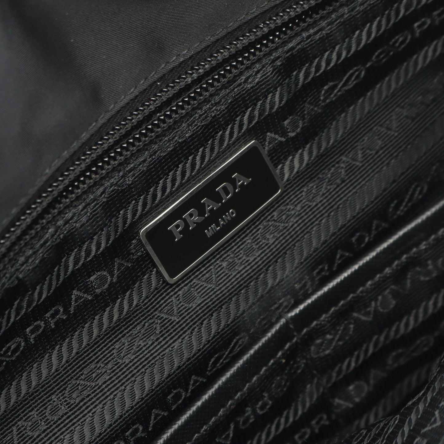 TESSUTO+SAFFIANO ロゴ メッセンジャーバッグ ショルダーバッグ ナイロン サフィアーノレザー ブラック プラダ バッグ PRADA